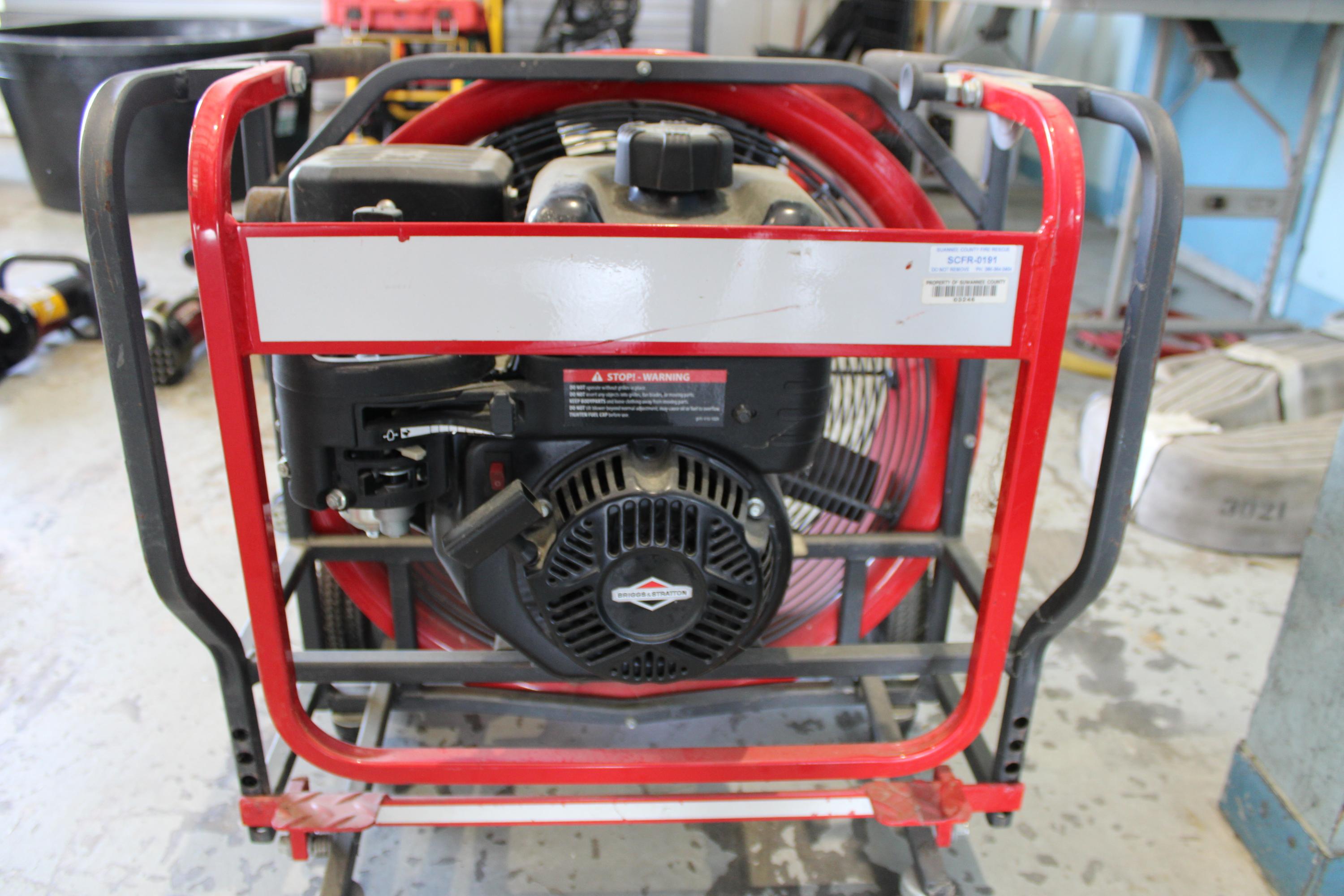 Briggs and Stratton 18″ Fan Positive Pressure Ventilator - image 2