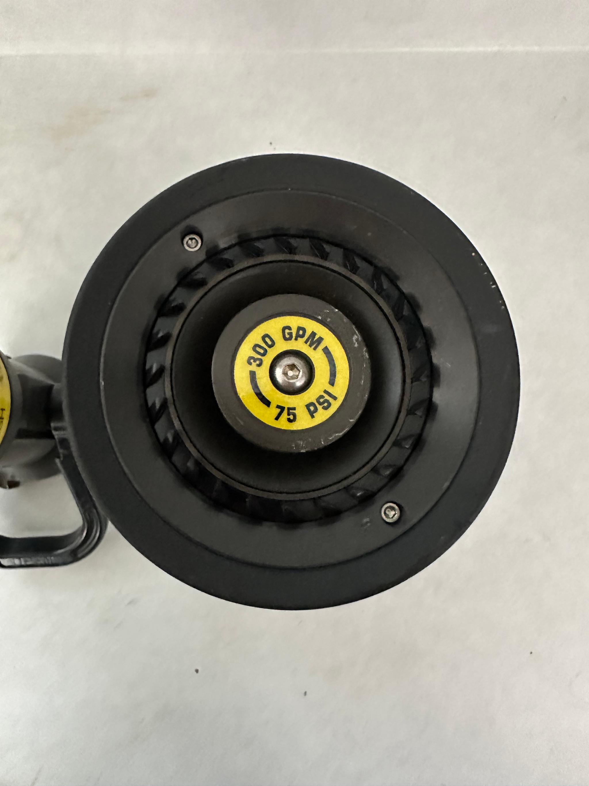 Akron 2 1/2" Combination Nozzle Direct Base - image 5