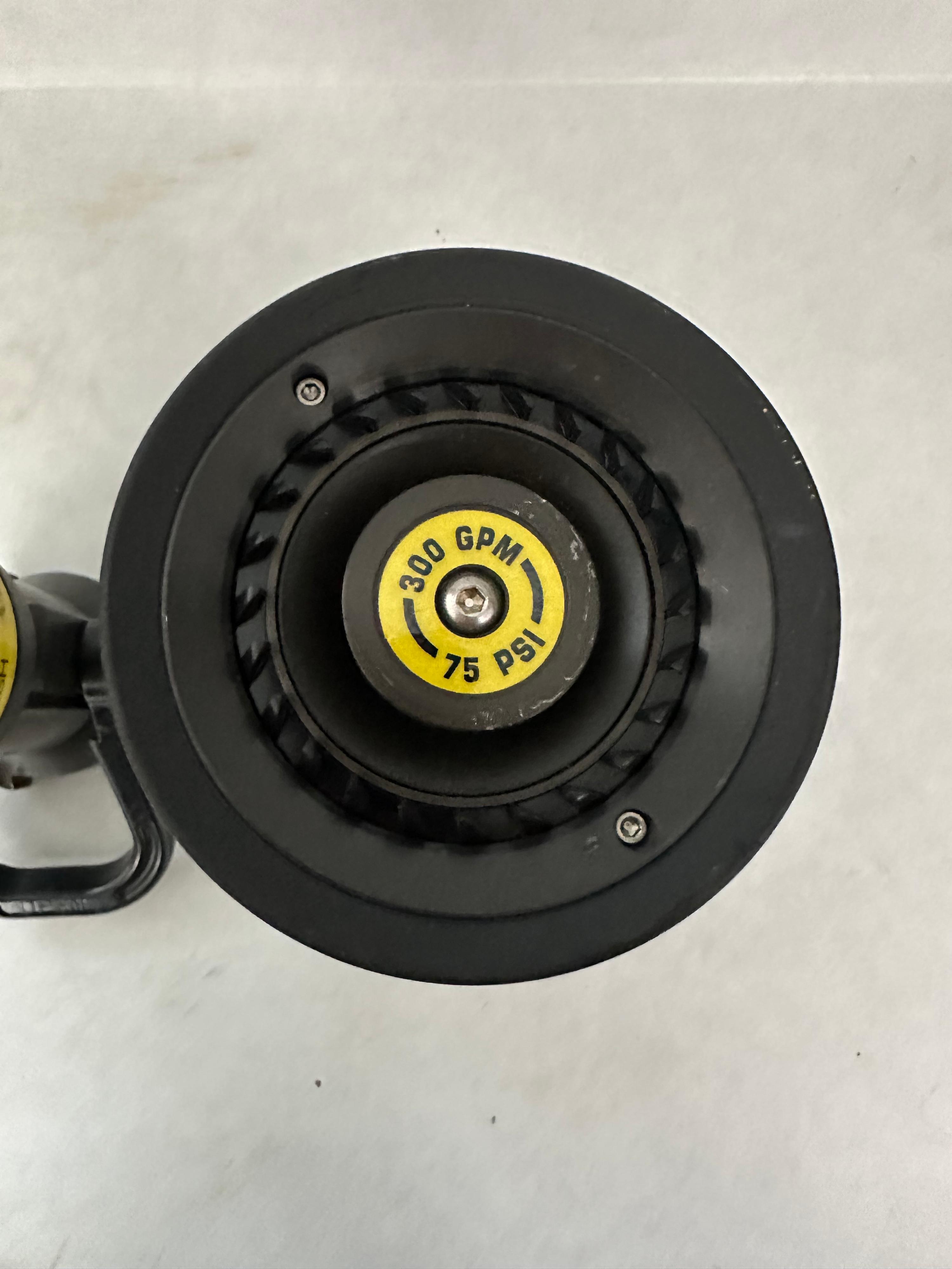 Akron 2 1/2" Combination Nozzle Direct Base - image 5