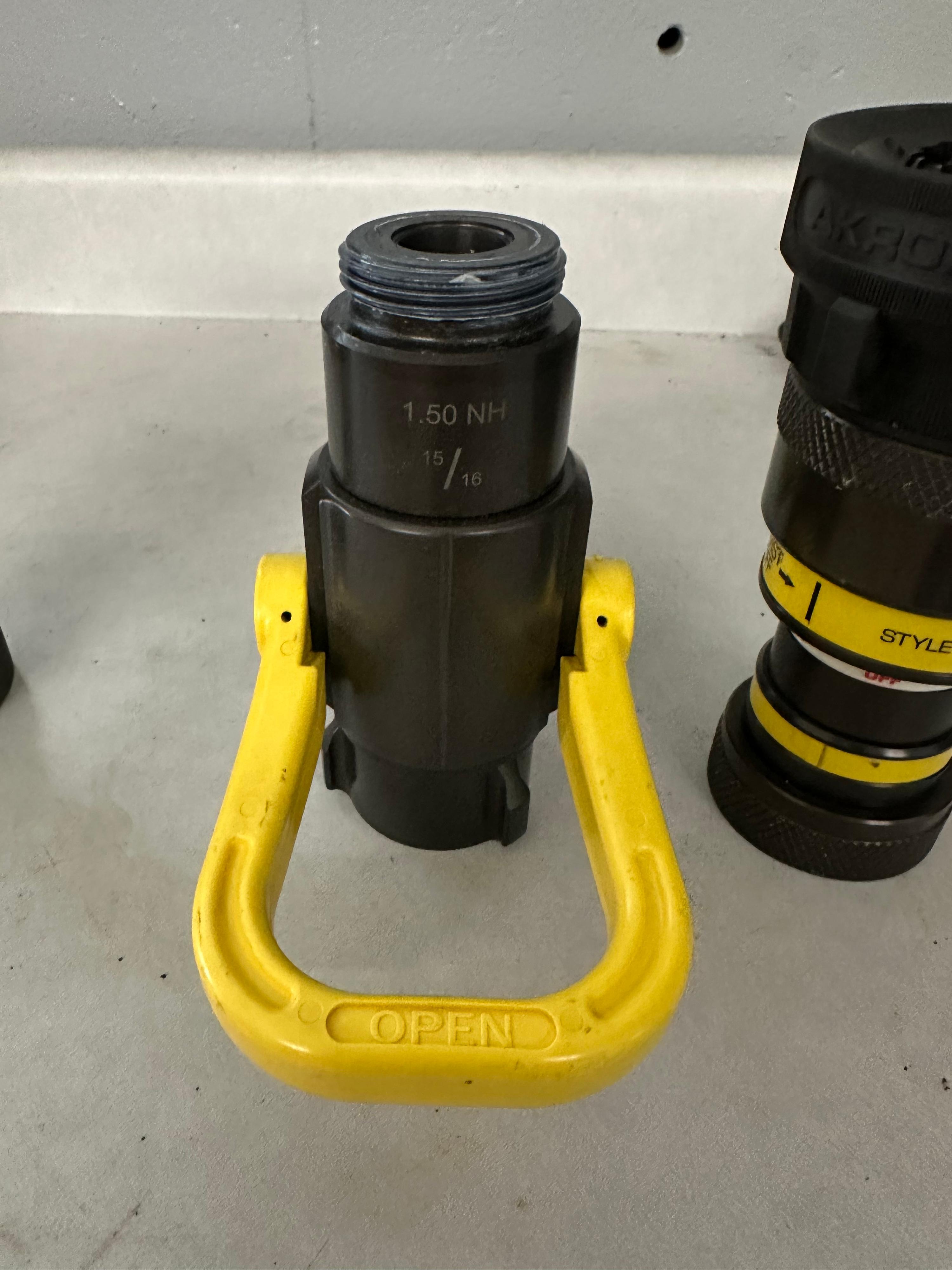 Akron Break-A-Part 1 3/4" Combination Nozzle - image 4