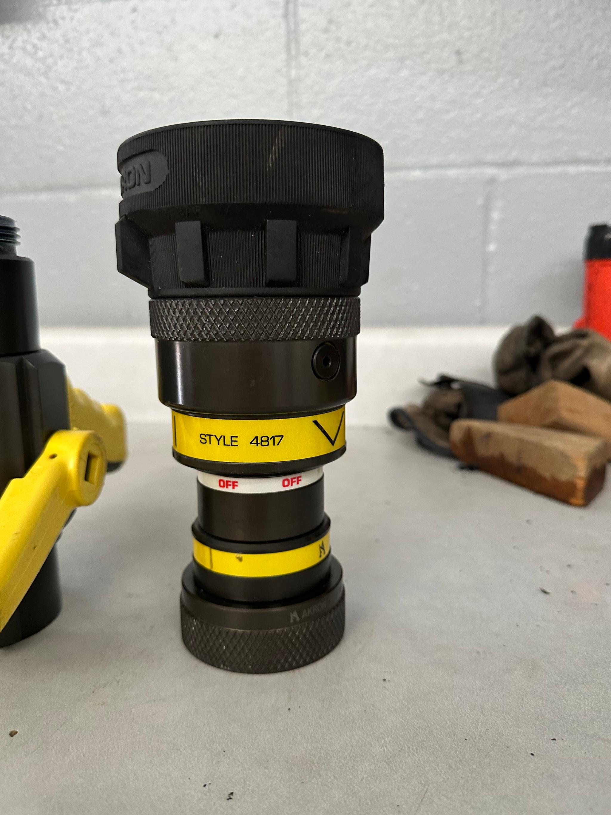 Akron Break-A-Part 1 3/4" Combination Nozzle - image 3