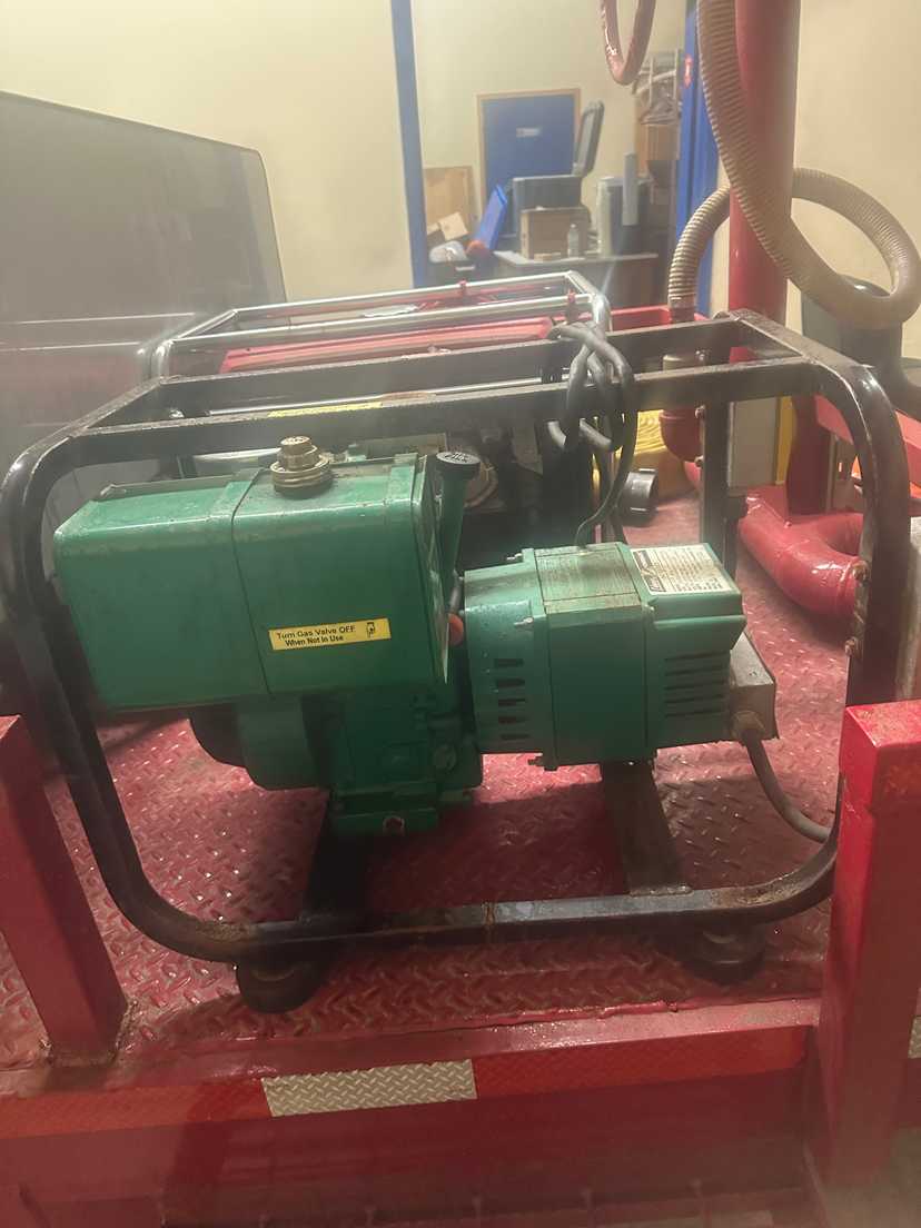 Coleman 4KW Gasoline Driven Portable Generator — photo 3