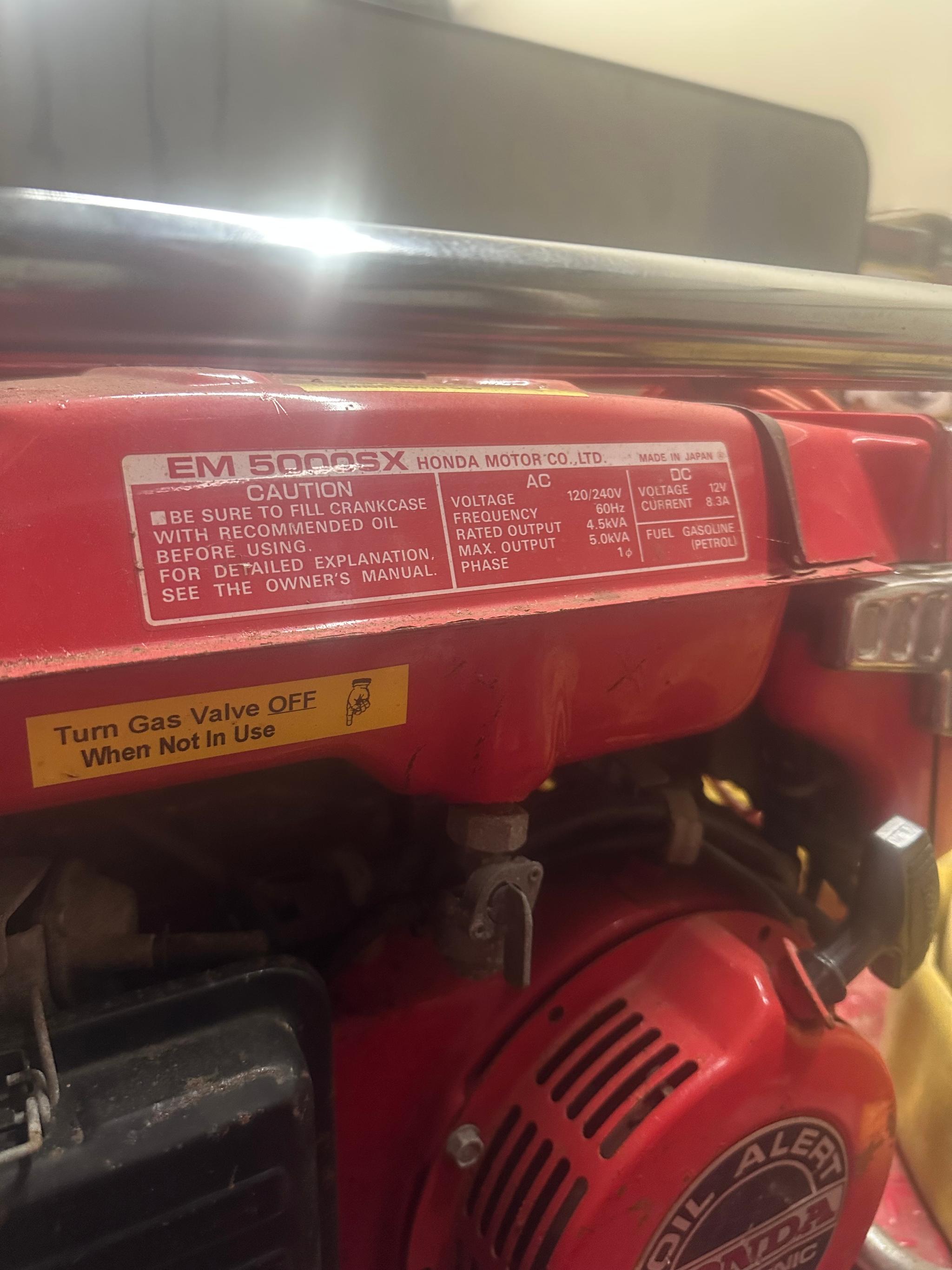 Honda 5000 Watt Gasoline Portable Generator - image 2