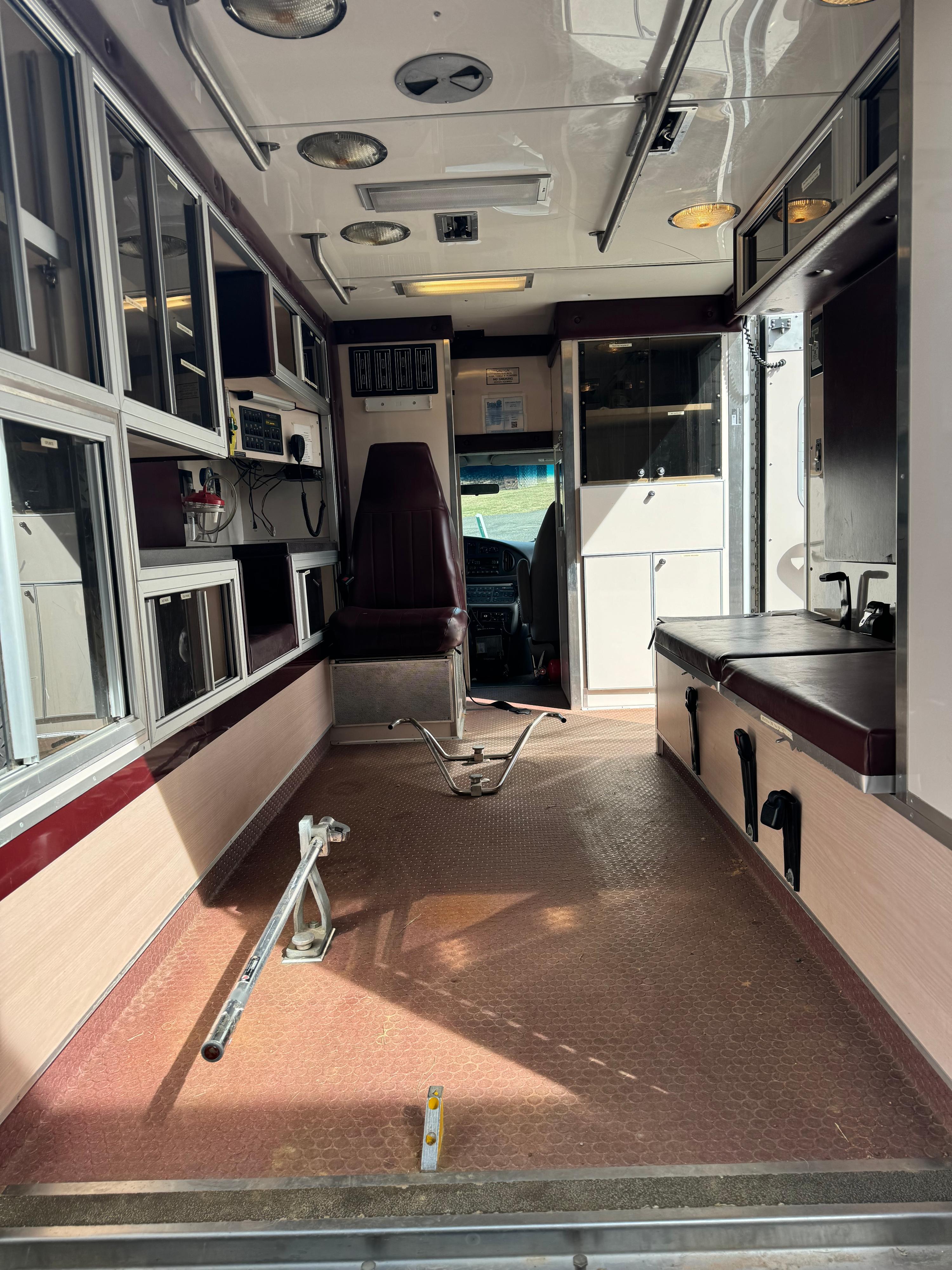 1996 Ford F350 Type III Ambulance - image 26