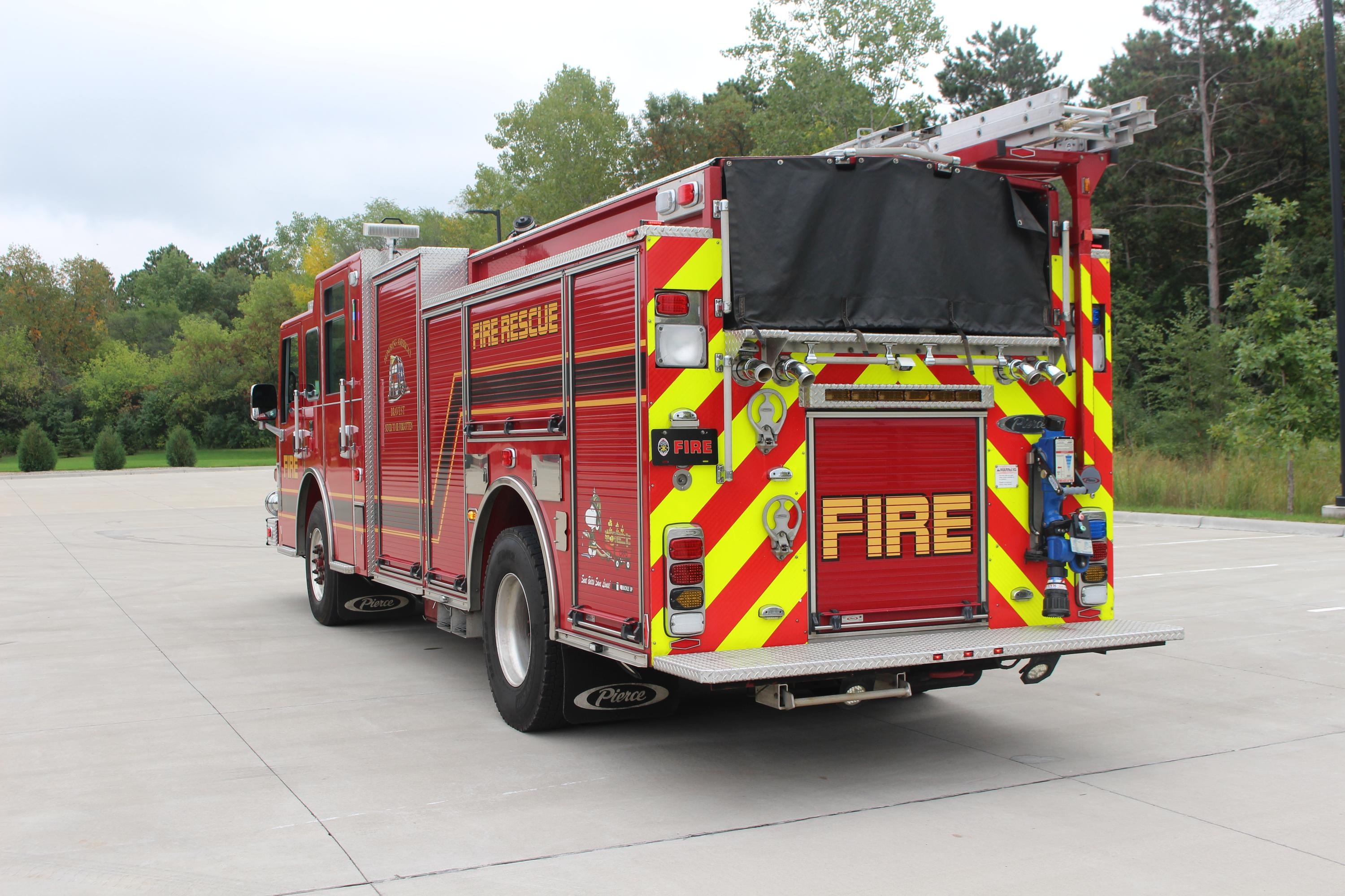 2010 Pierce Velocity Pumper - image 13