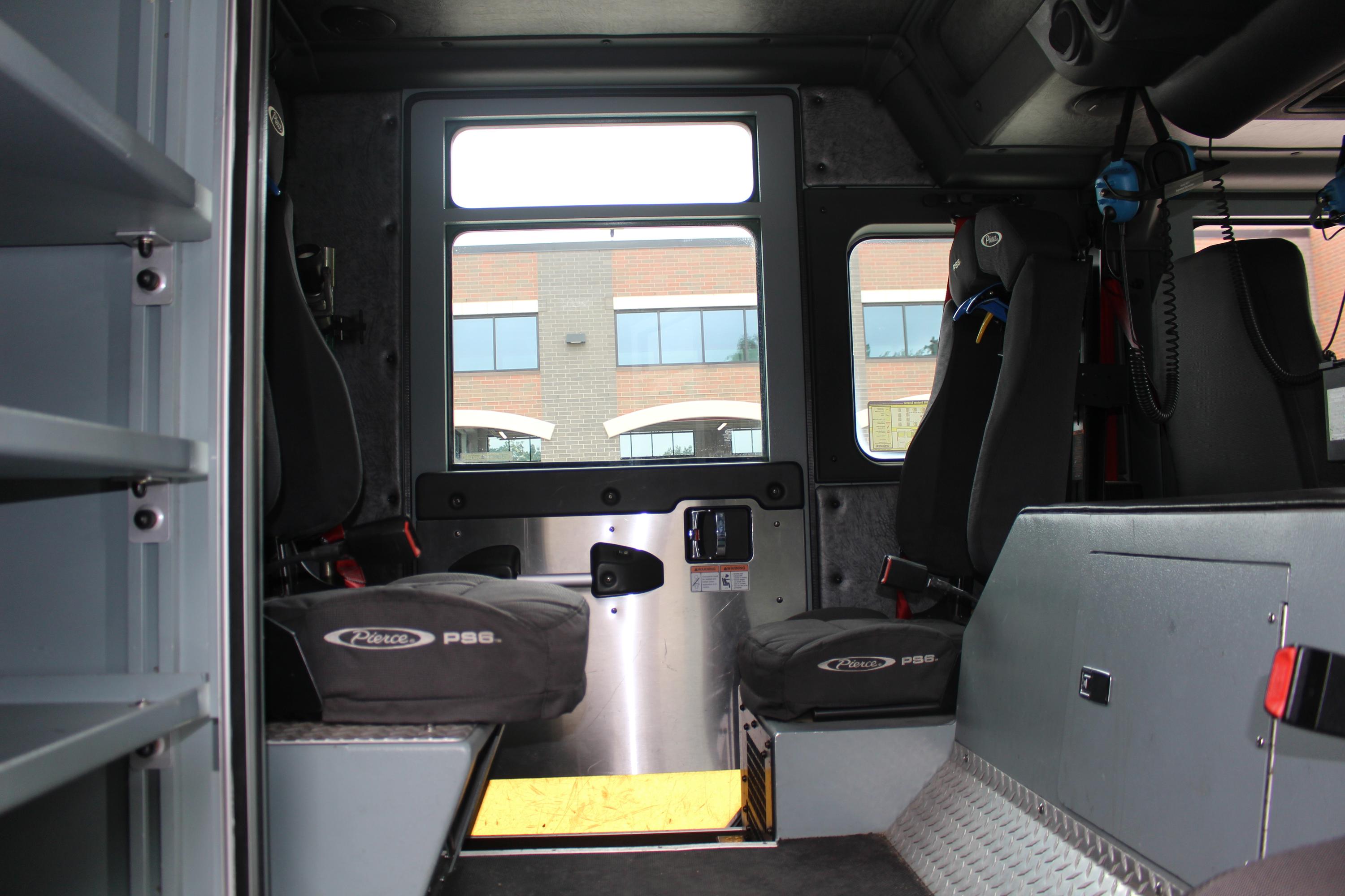2010 Pierce Velocity Pumper - image 28