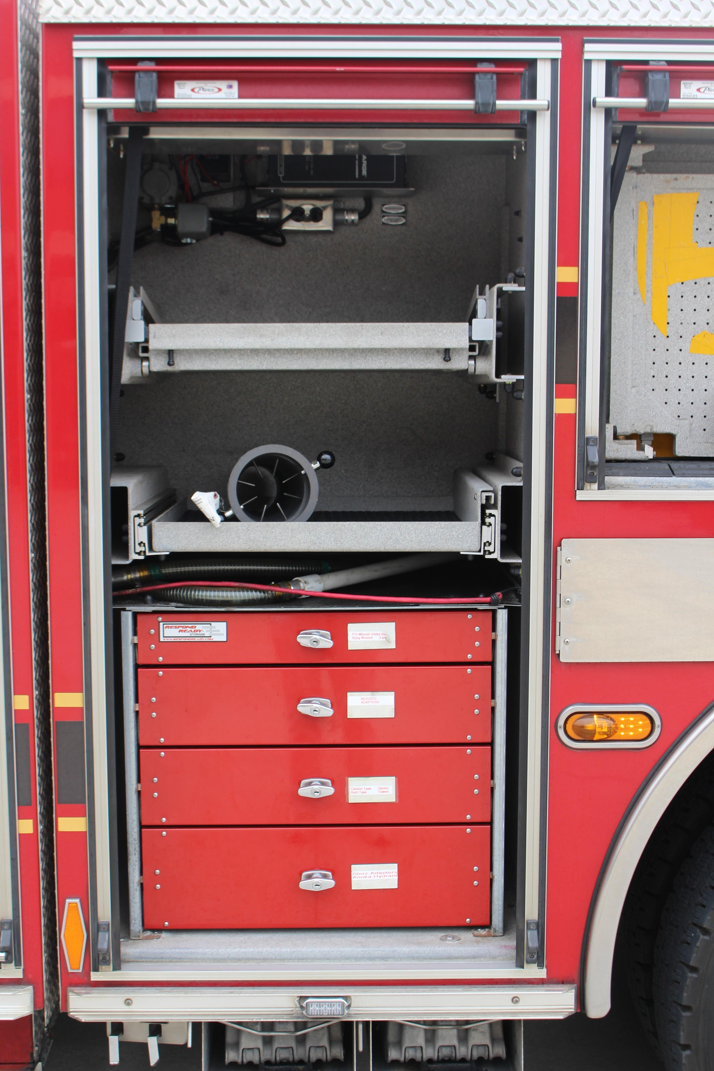 2010 Pierce Velocity Pumper - image 33