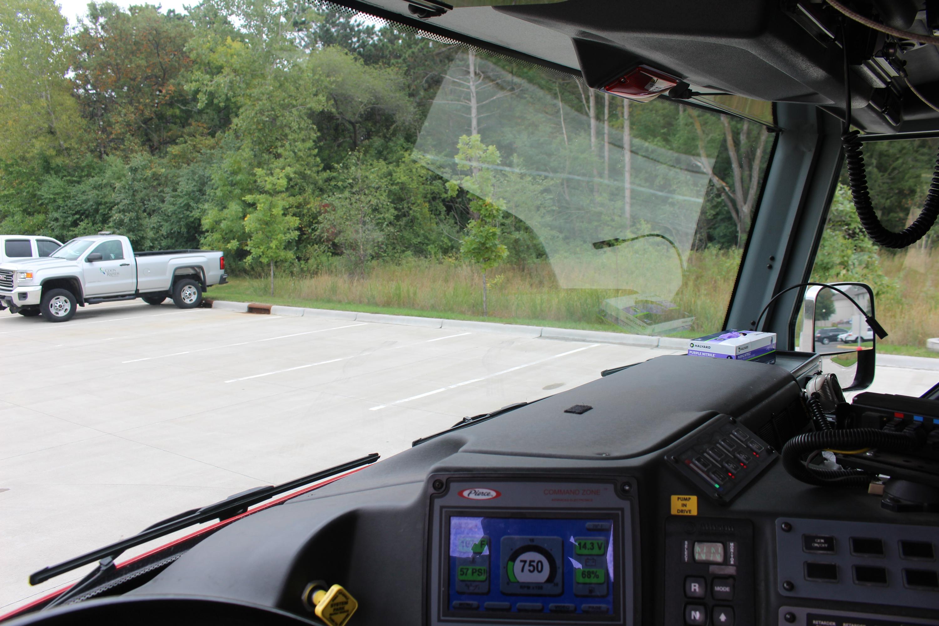 2010 Pierce Velocity Pumper - image 21