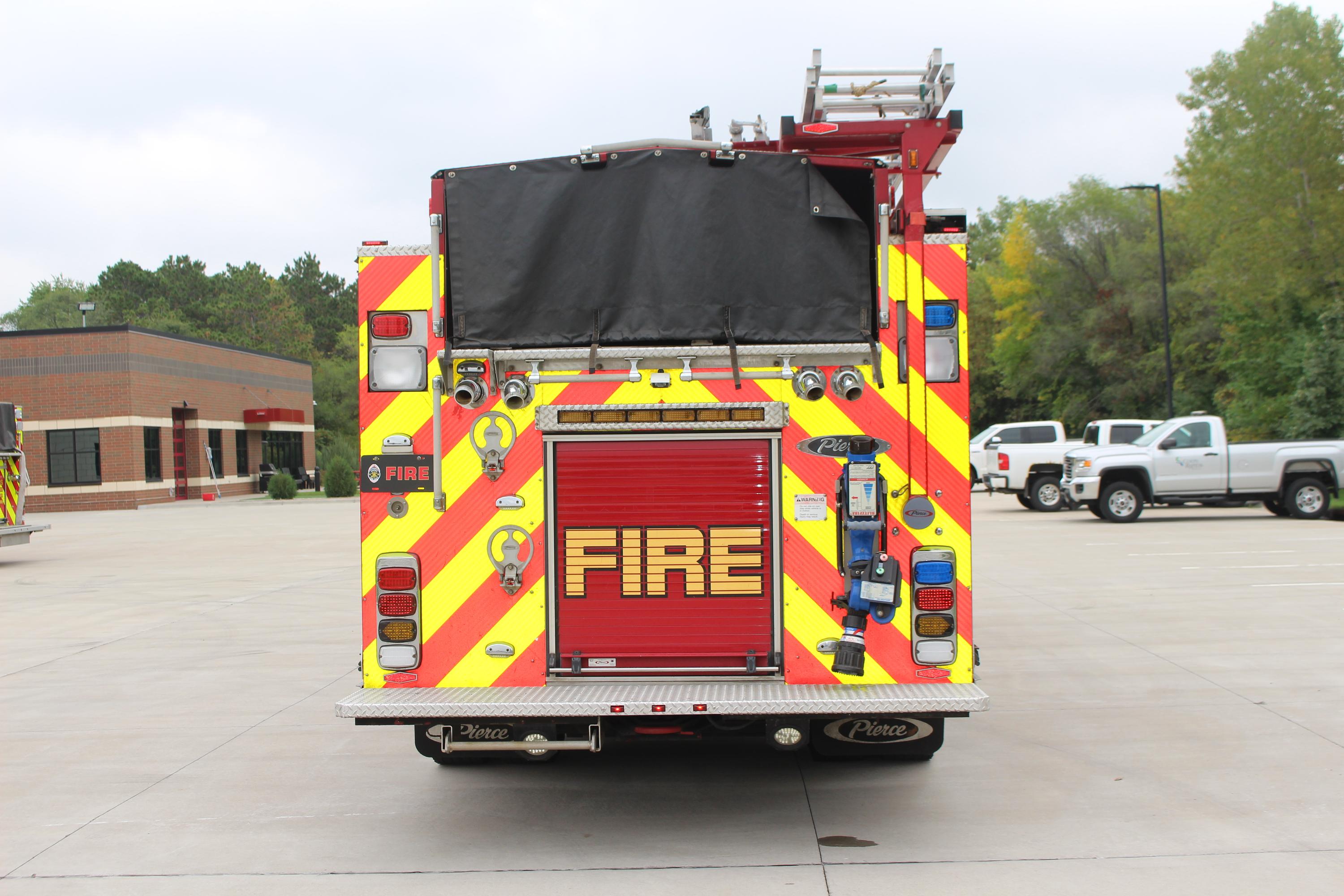 2010 Pierce Velocity Pumper - image 15
