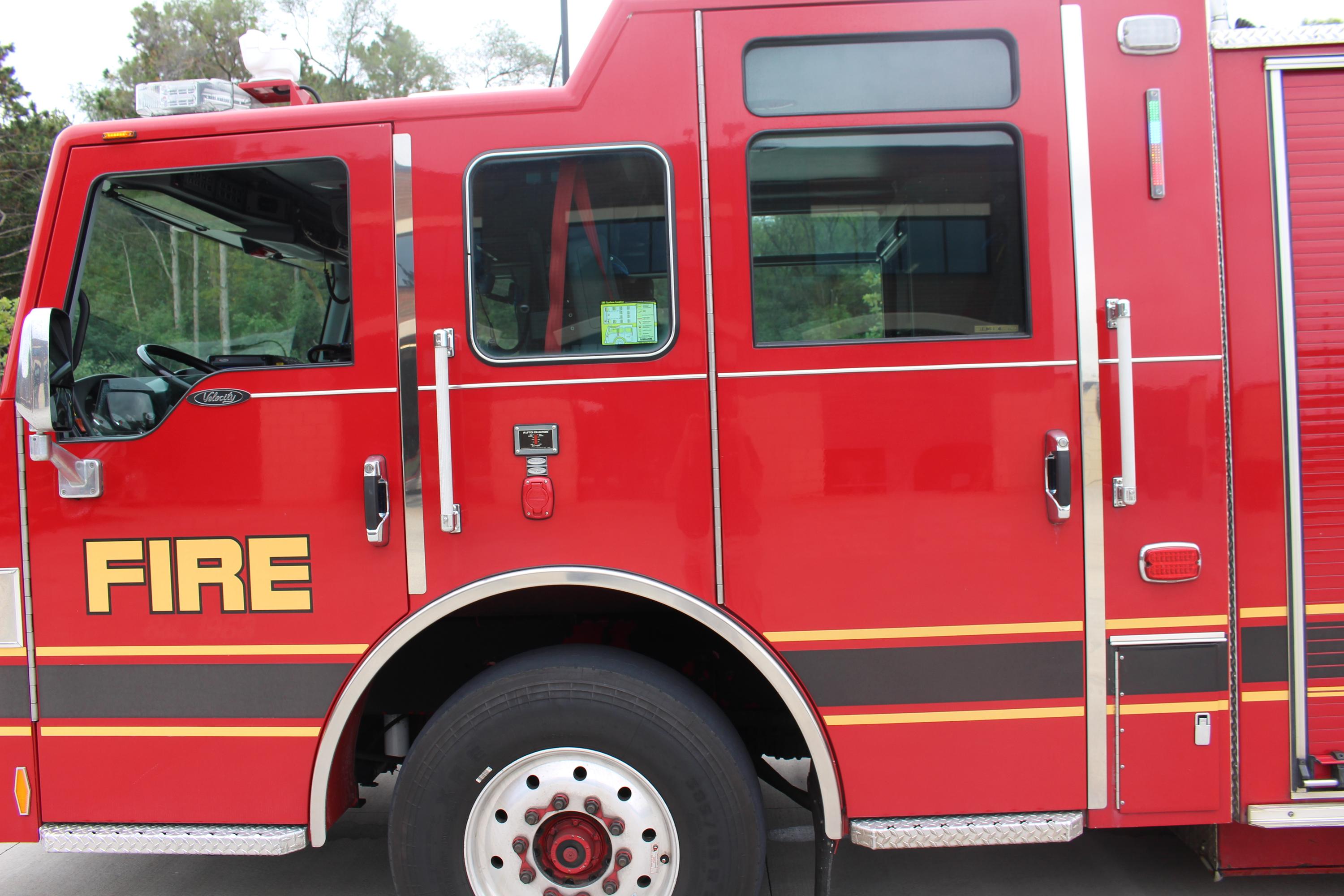 2010 Pierce Velocity Pumper - image 29
