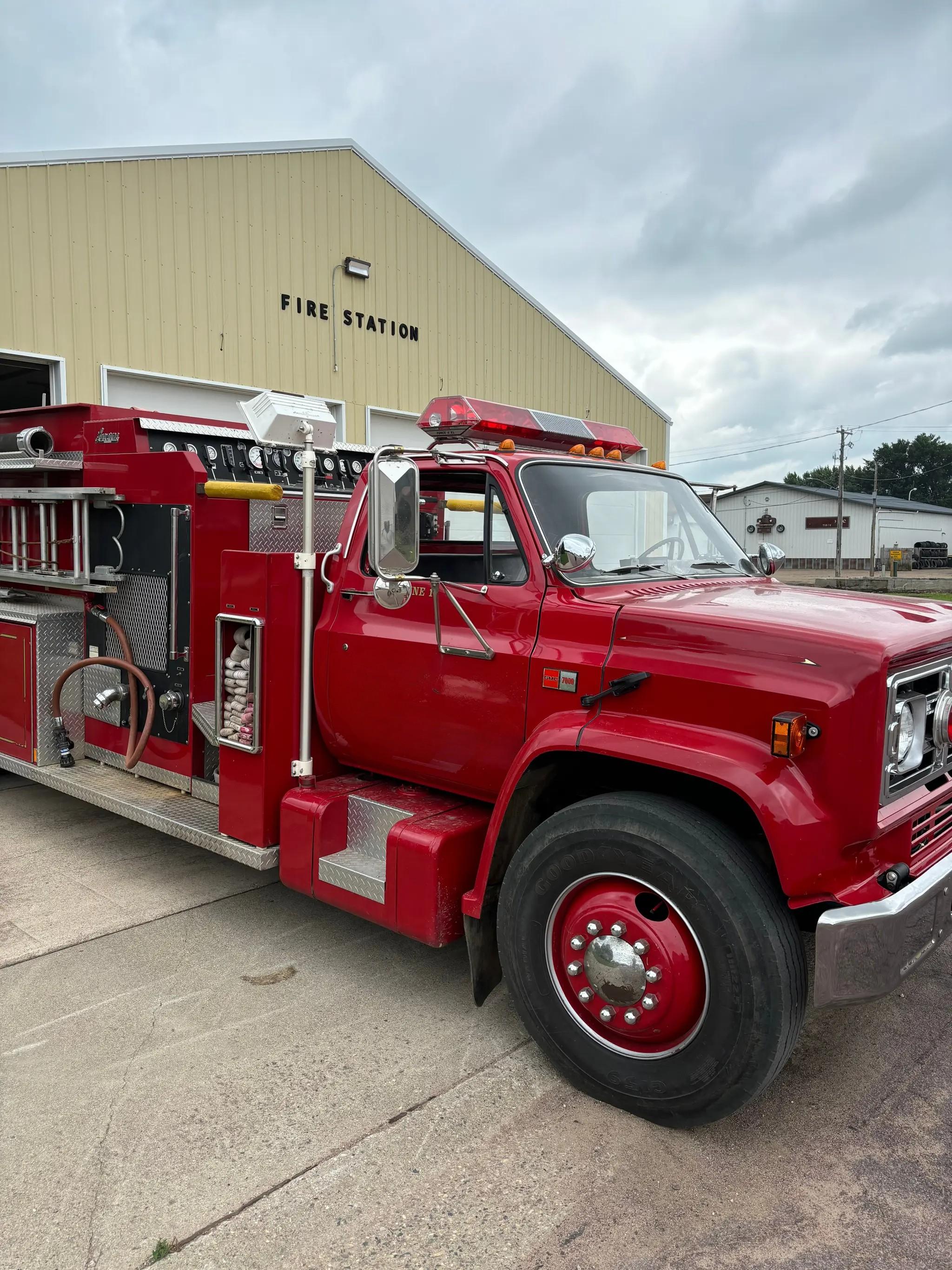 1988 Luverne Chevrolet Pumper - image 7