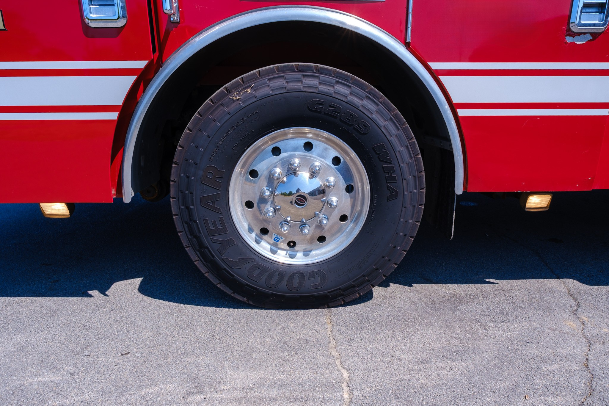 2010 KME Predator Heavy Rescue - image 37