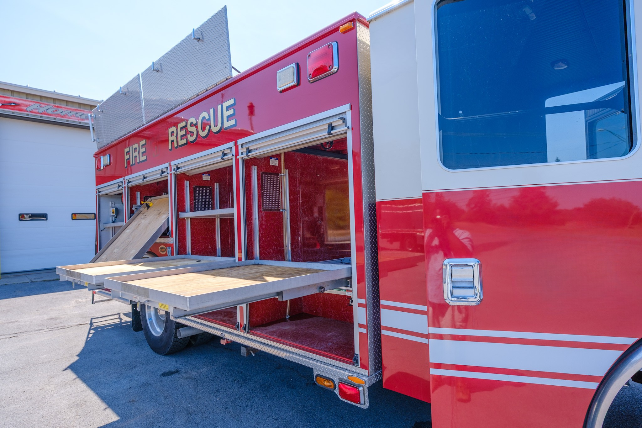 2010 KME Predator Heavy Rescue - image 33