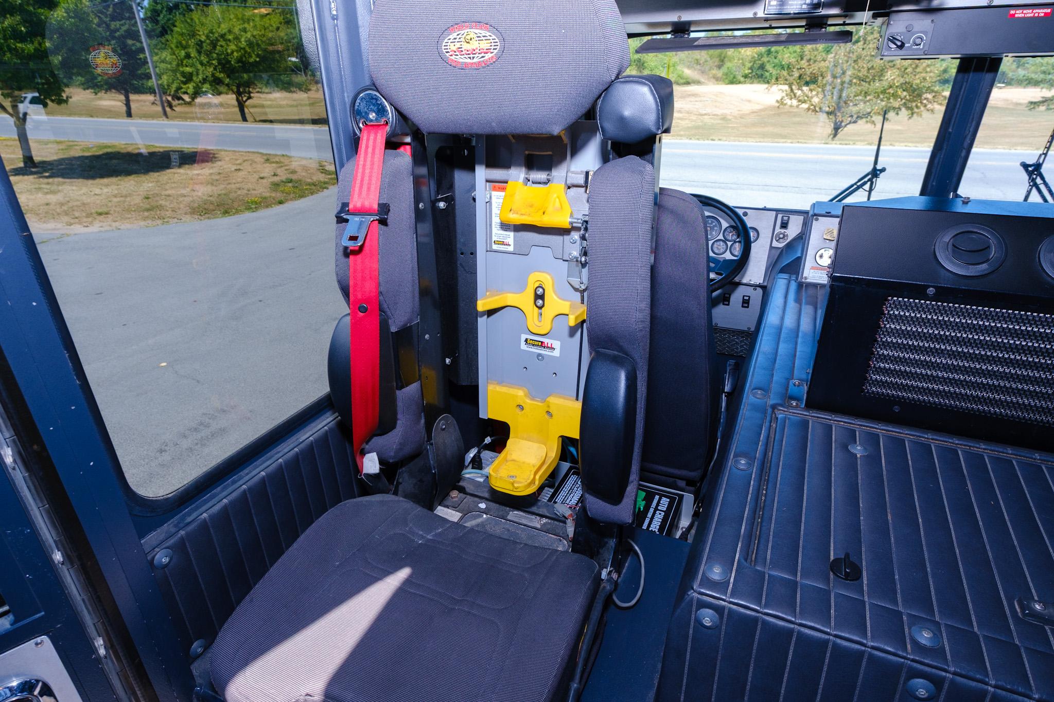 2010 KME Predator Heavy Rescue - image 95