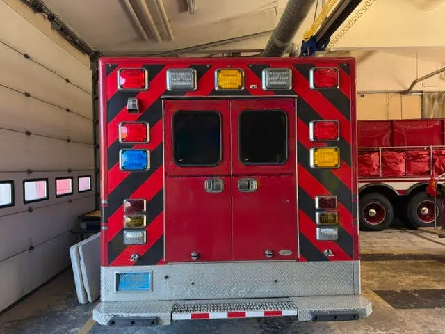 2018 Medix Ford 4x4 Type I Ambulance - image 10
