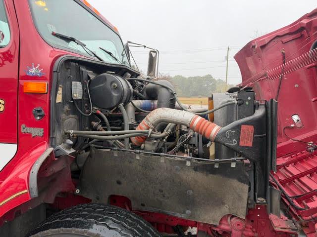 2001 International Pierce Pumper Tanker - image 12