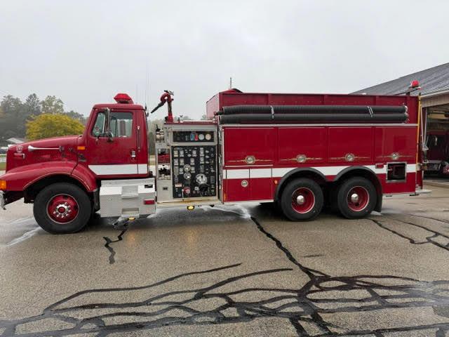 2001 International Pierce Pumper Tanker - image 1