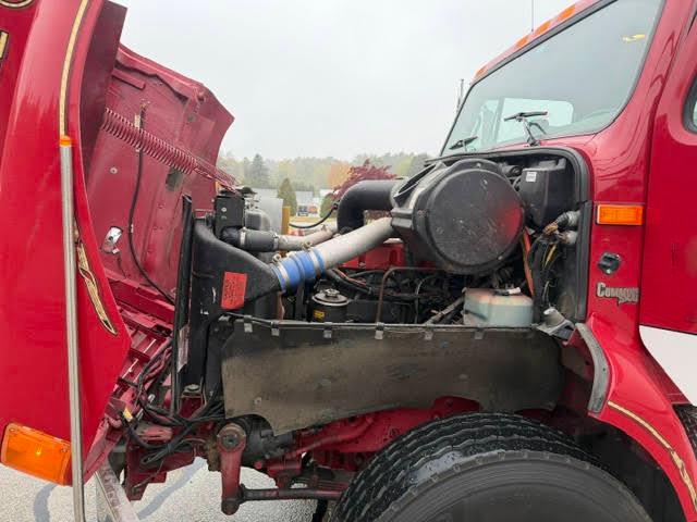 2001 International Pierce Pumper Tanker - image 13