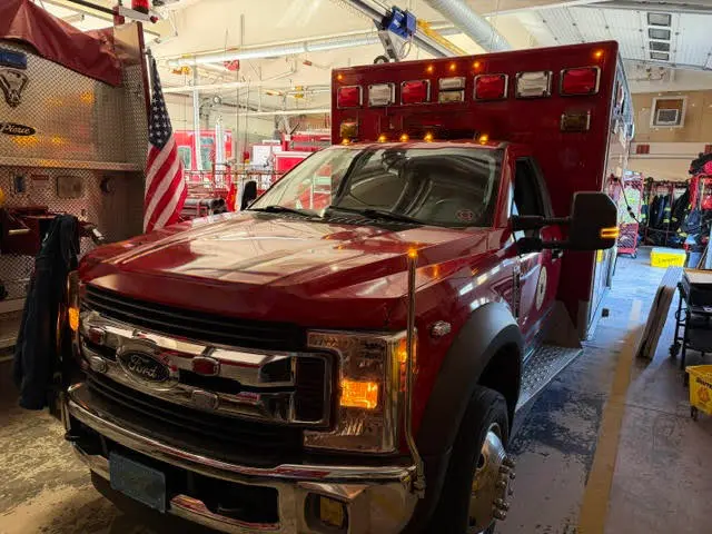 2018 Medix Ford 4x4 Type I Ambulance - image 3