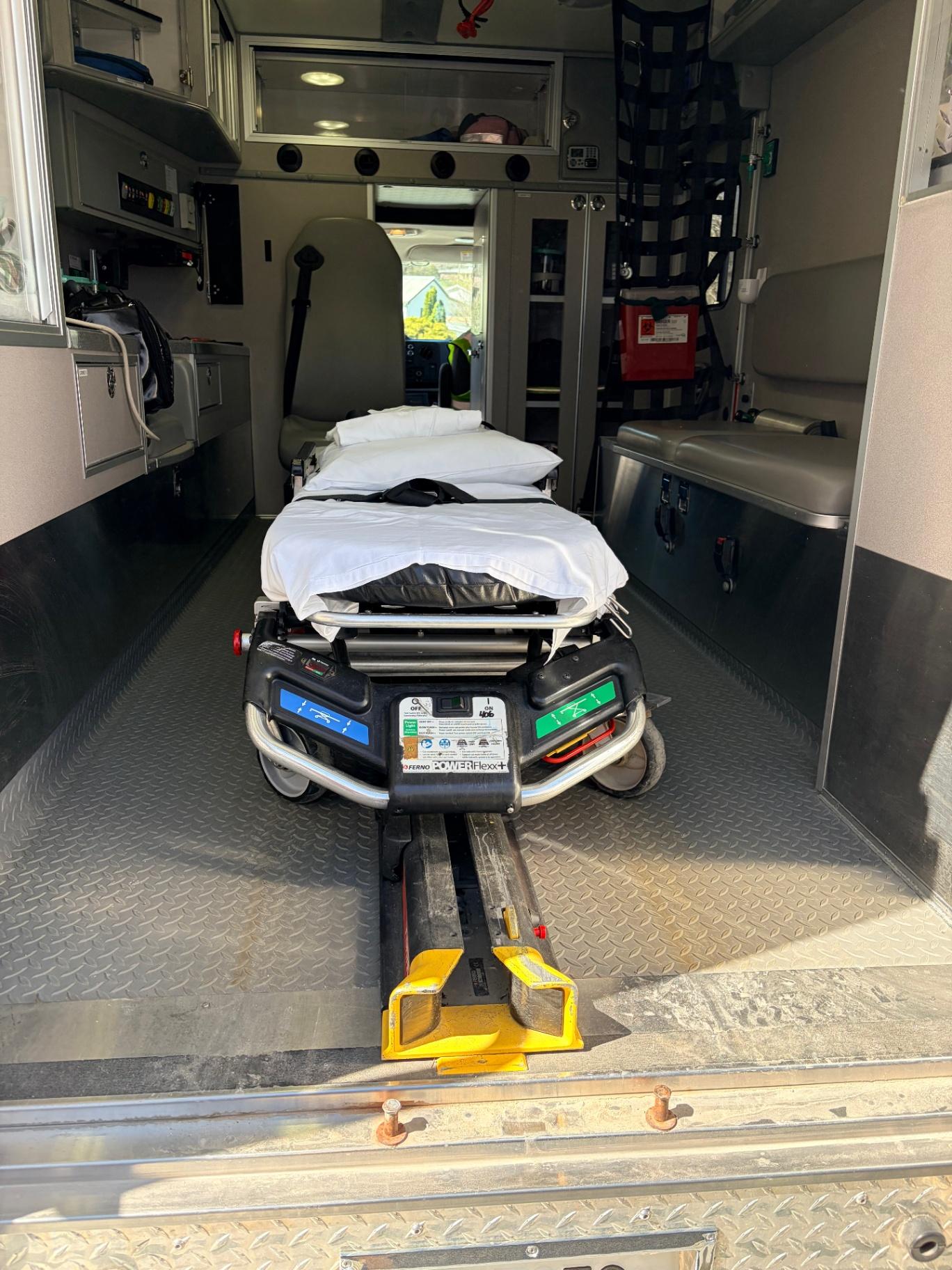 2017 Ford Type III Ambulance - image 4