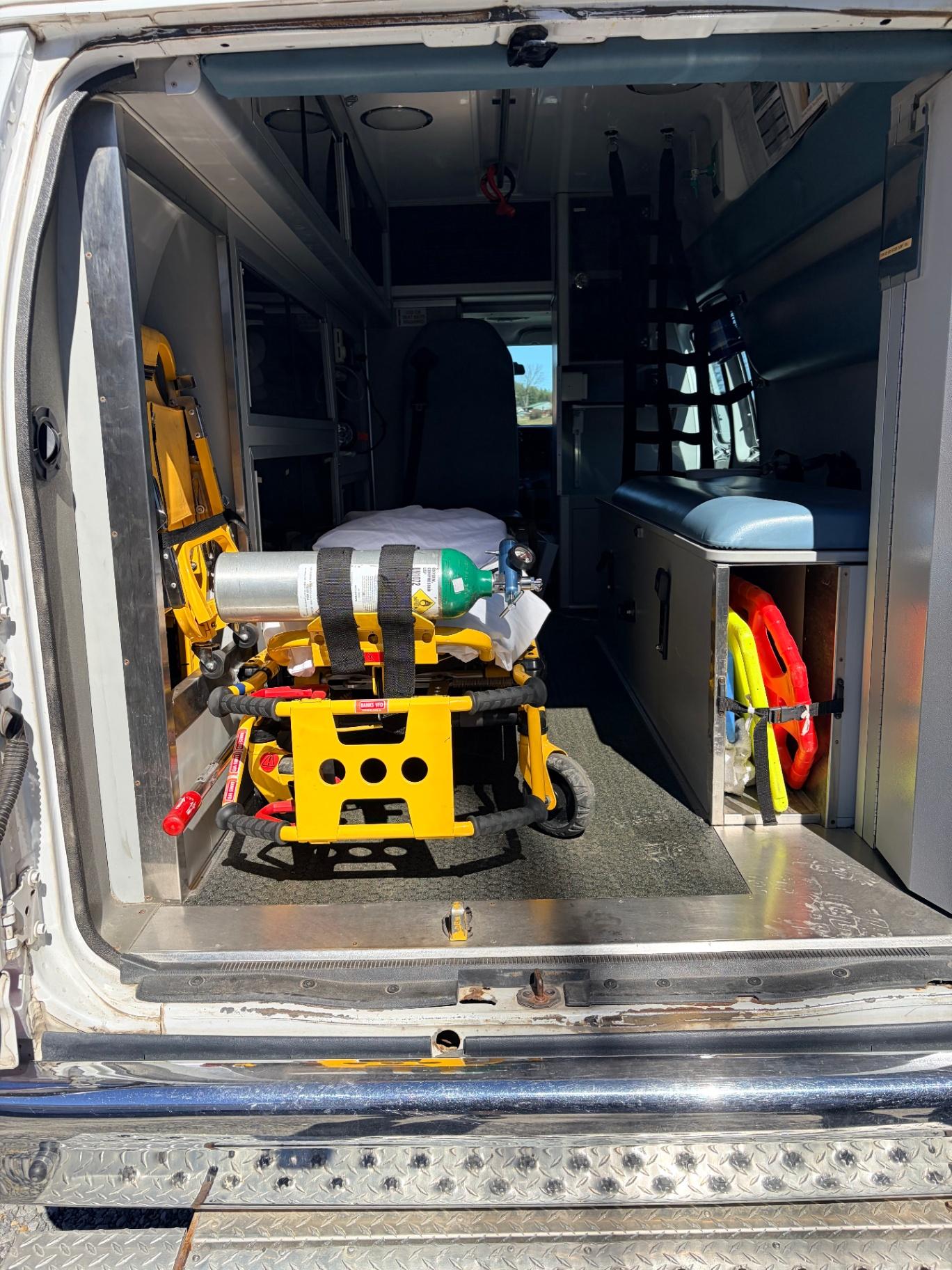 2014 Ford Type II Ambulance - image 5