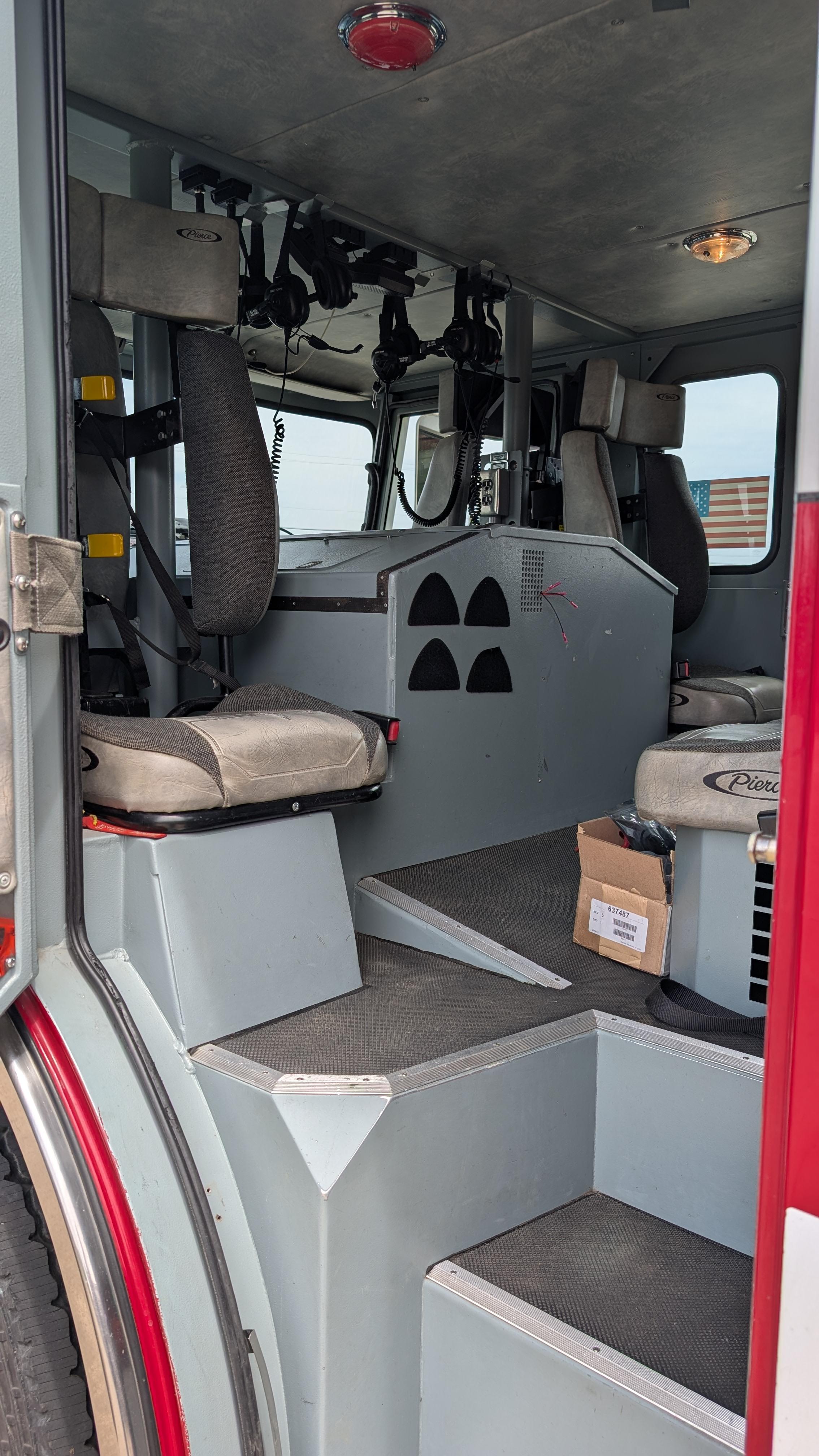 2000 Pierce Saber Pumper - image 42