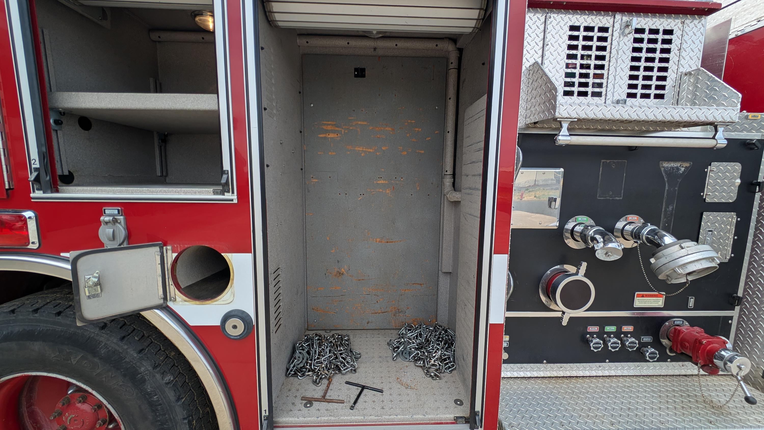 2000 Pierce Saber Pumper - image 23