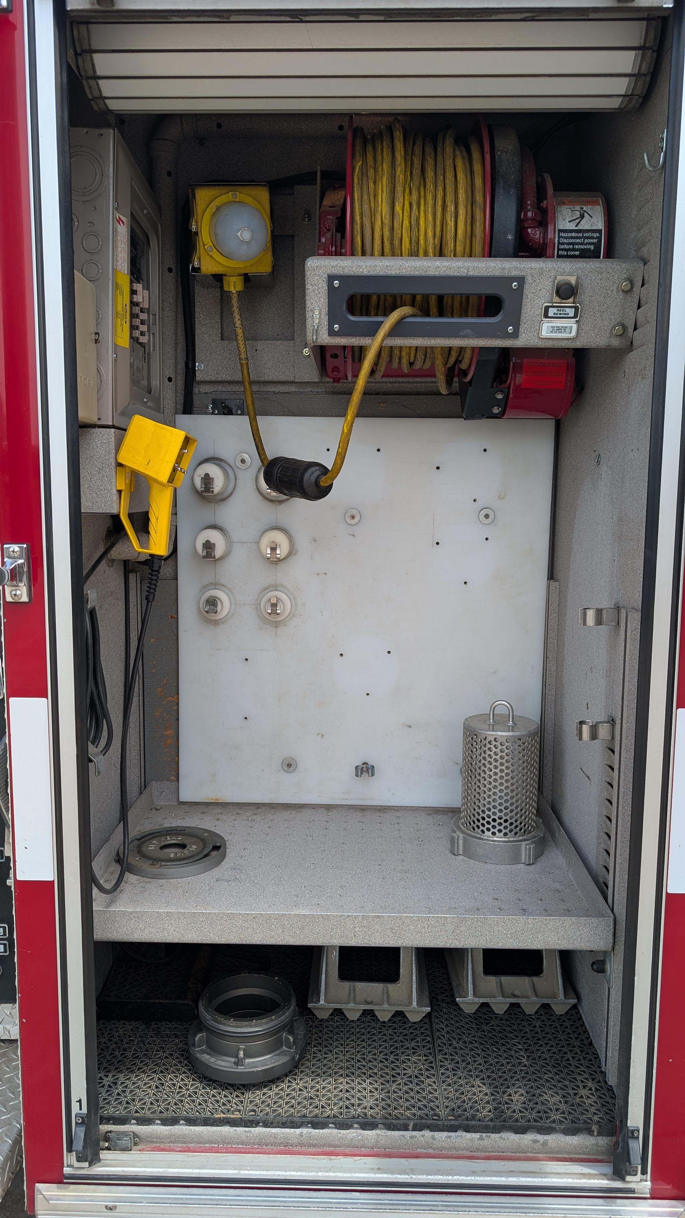 2000 Pierce Saber Pumper - image 38