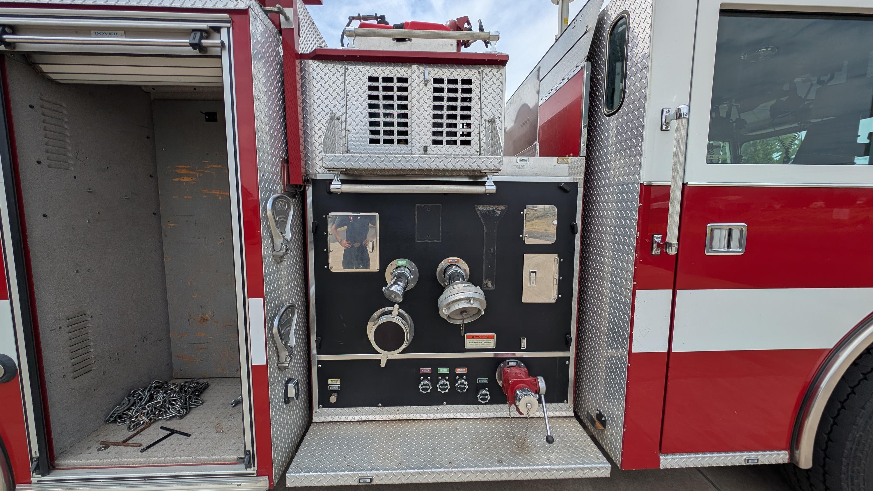 2000 Pierce Saber Pumper - image 22
