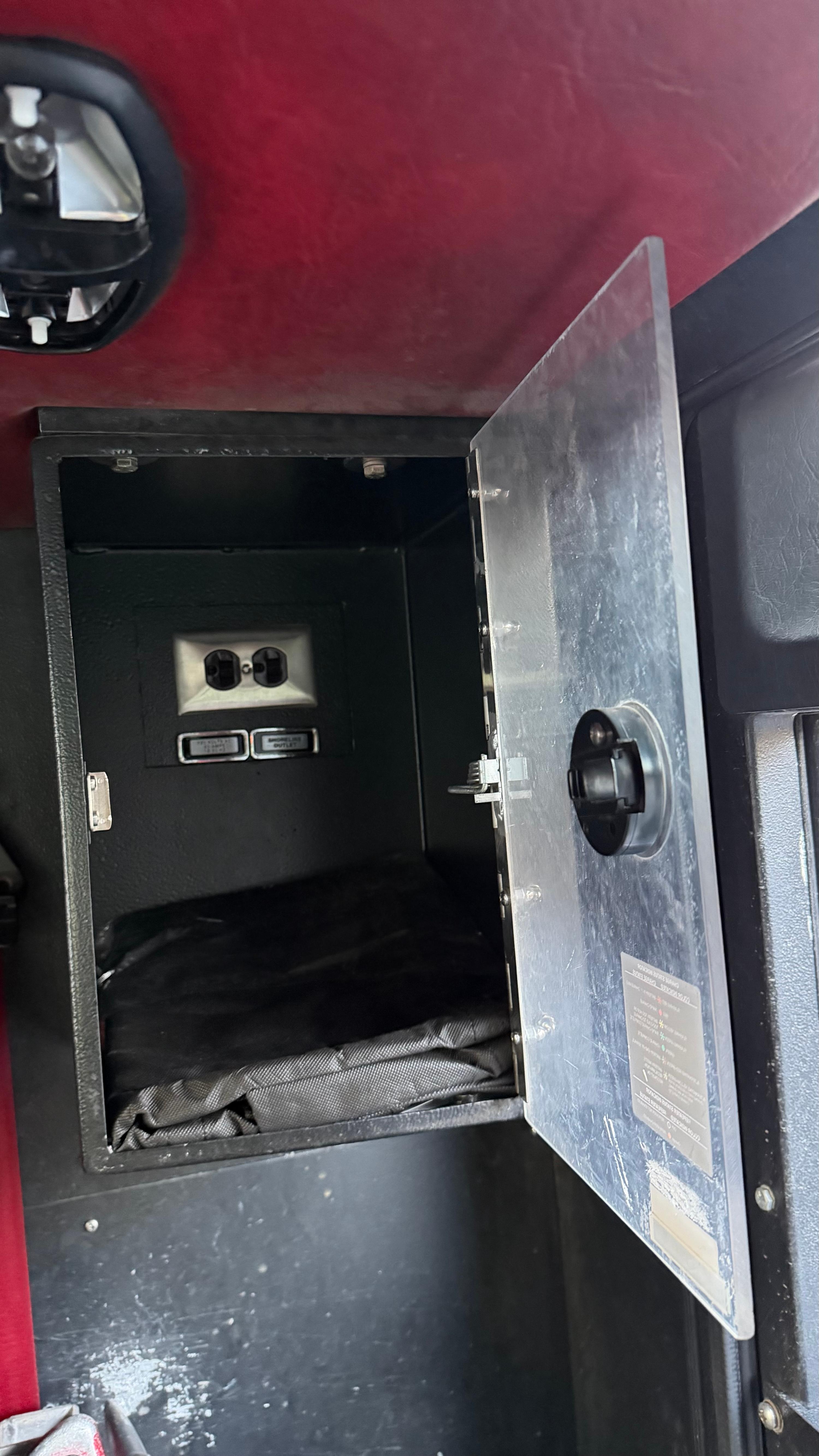 2007 Pierce Pumper - image 32