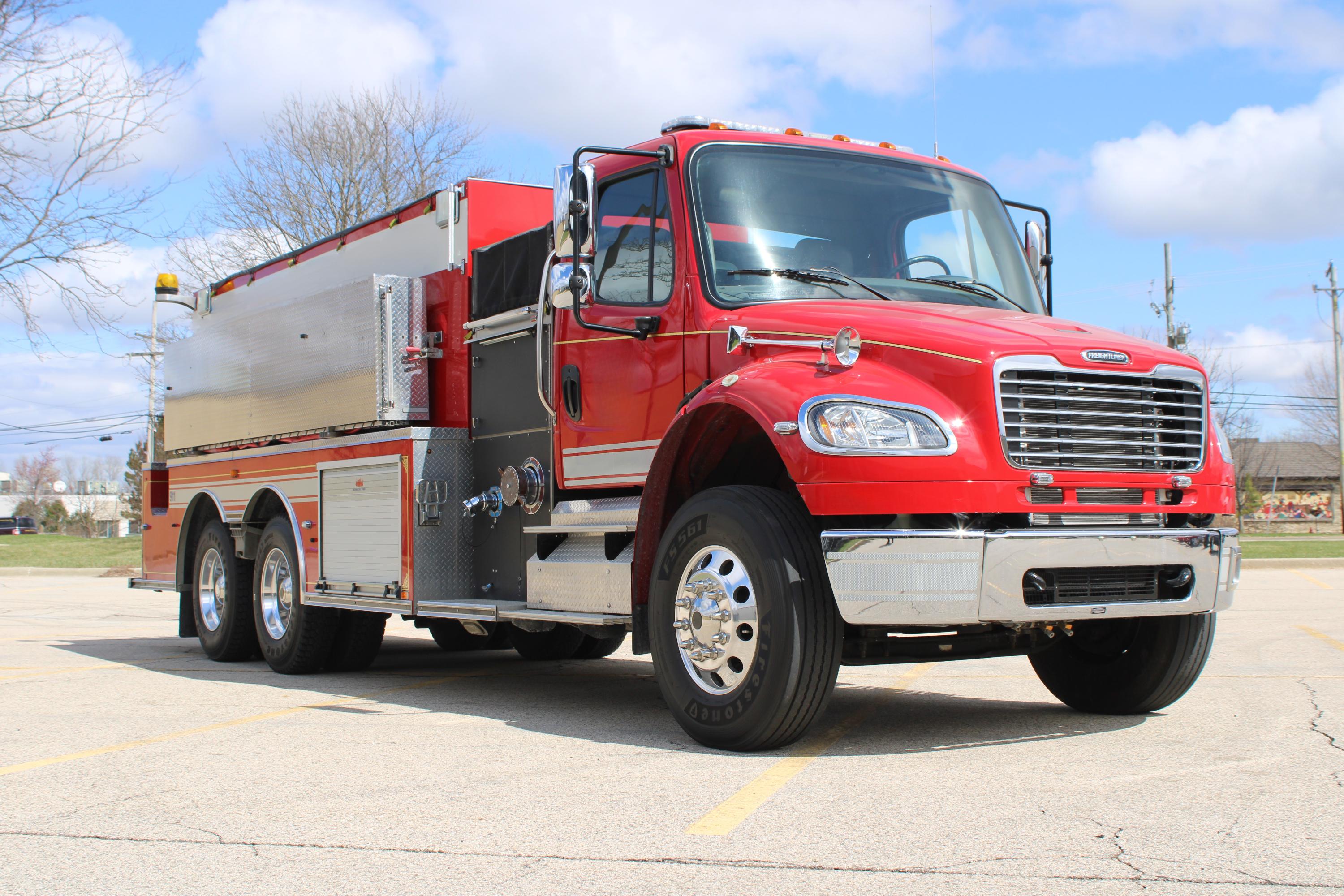 2013 Freightliner M2 3000 Gallon Tender/Tanker - image 2