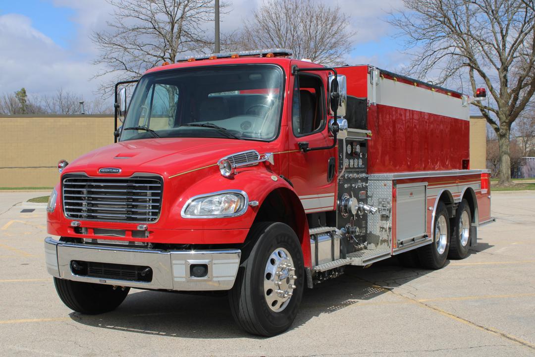 2013 Freightliner M2 3000 Gallon Tender/Tanker