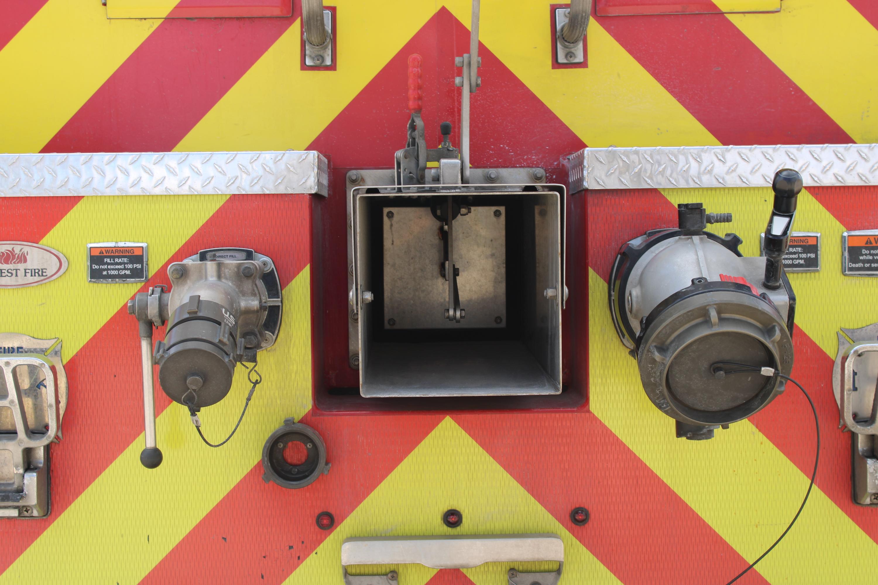 2013 Freightliner M2 3000 Gallon Tender/Tanker - image 14