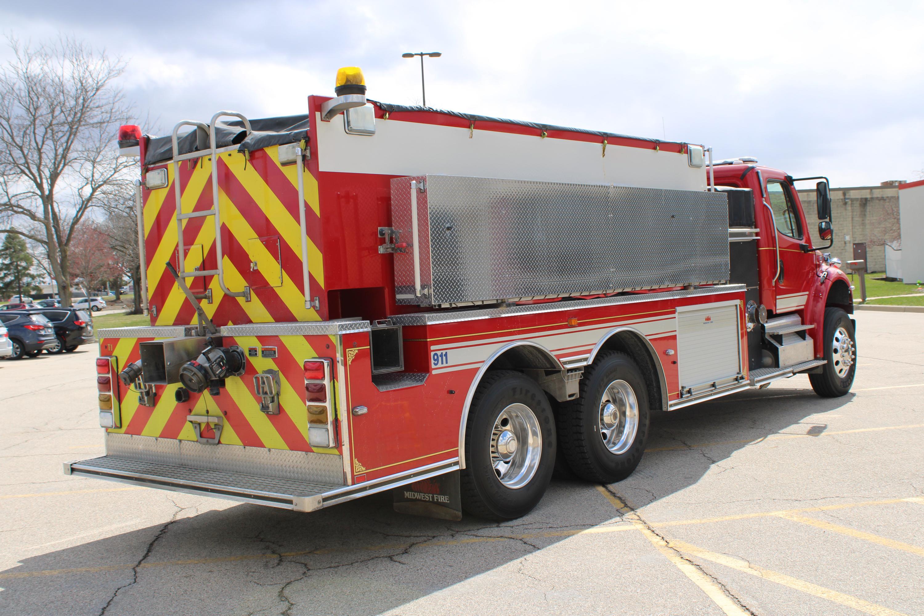 2013 Freightliner M2 3000 Gallon Tender/Tanker - image 7