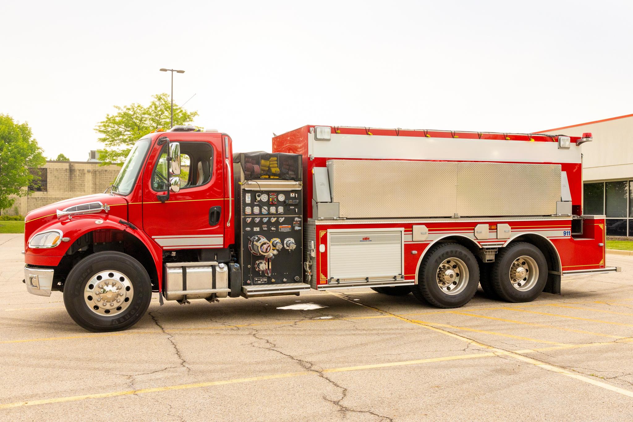 2014 Freightliner M2 3000 Gallon Tender/Tanker - image 3