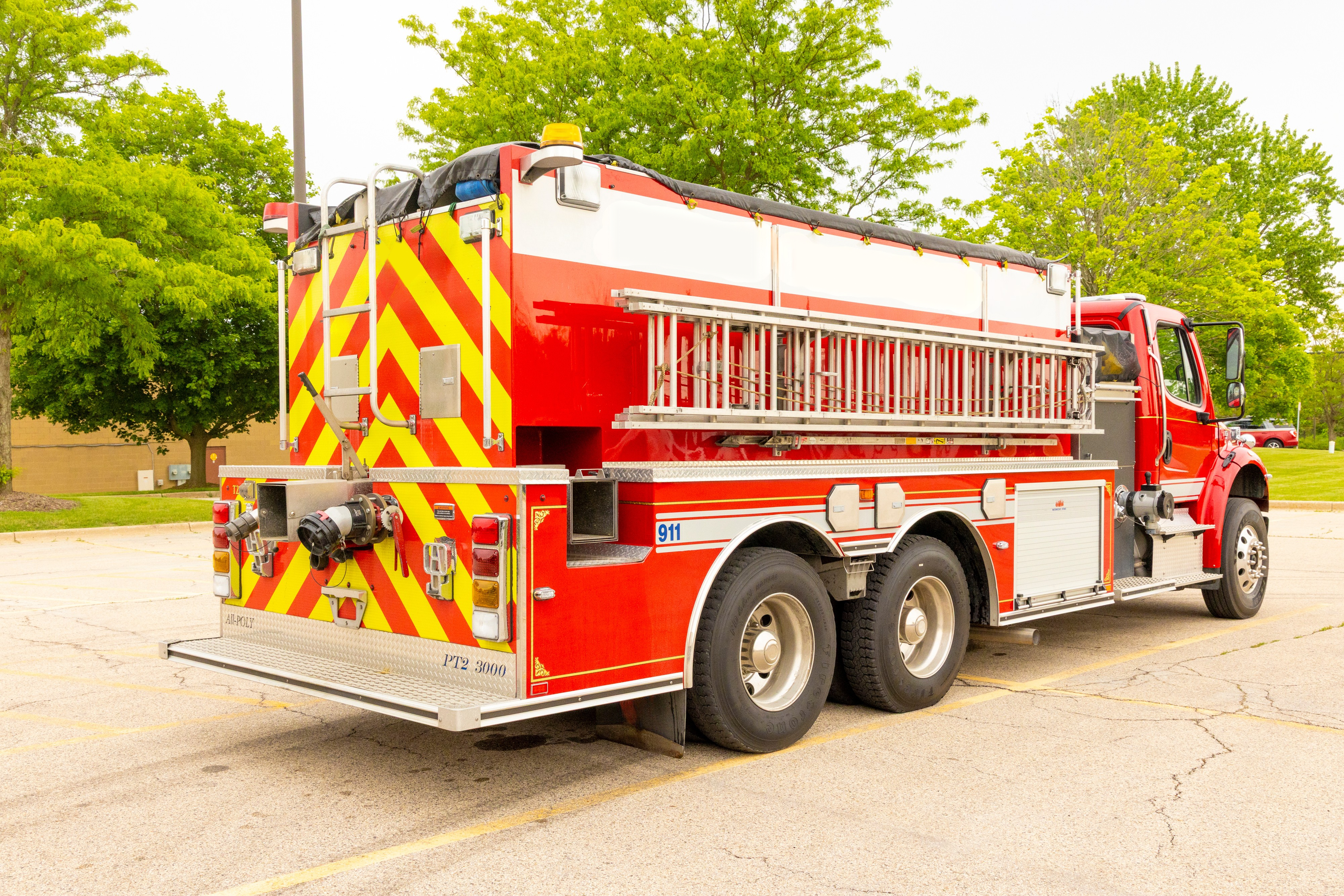 2014 Freightliner M2 3000 Gallon Tender/Tanker - image 8