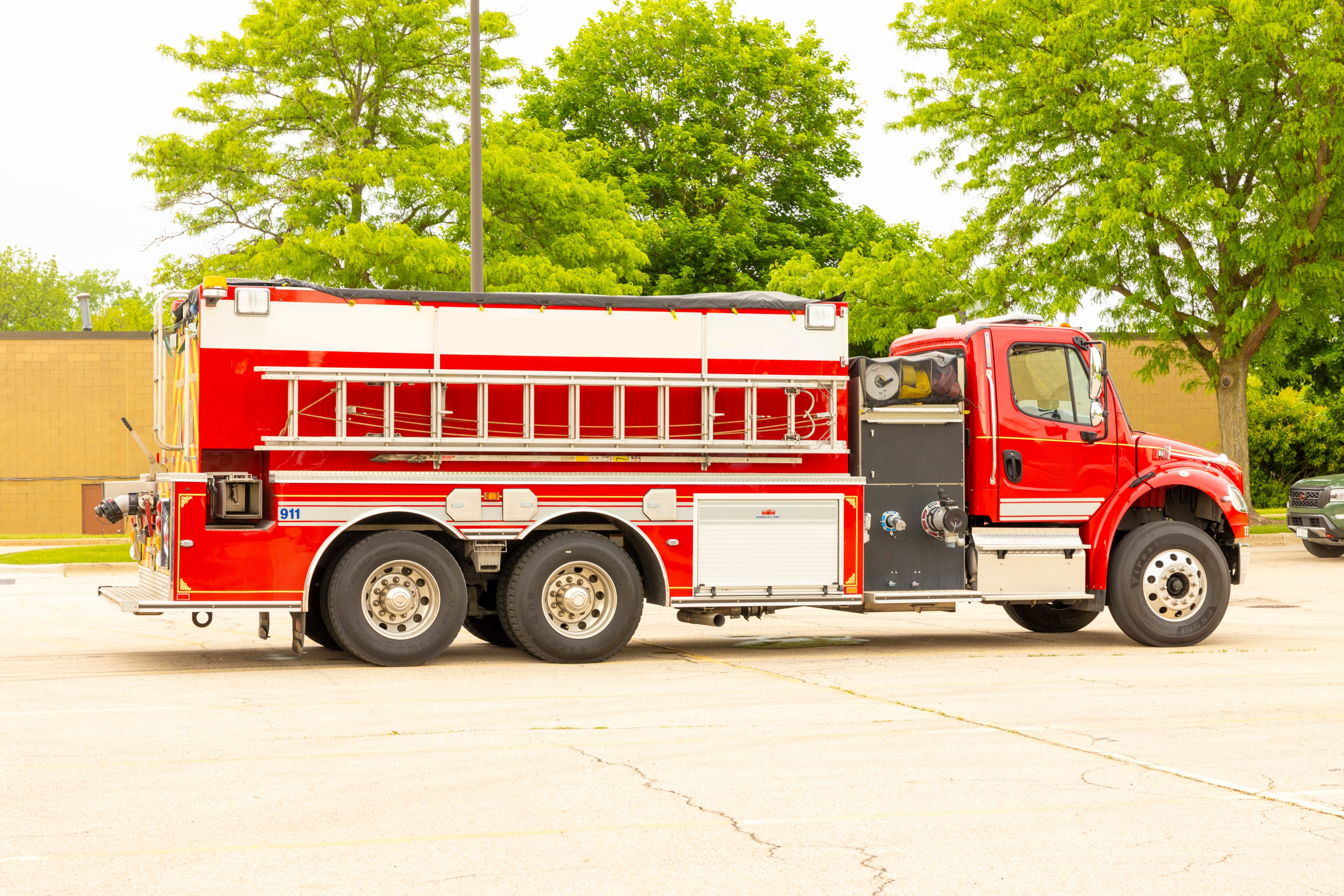 2014 Freightliner M2 3000 Gallon Tender/Tanker - image 5