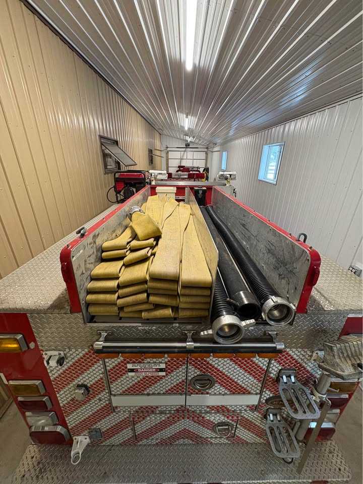 2003 KME Ford 4x4 Mini Pumper — photo 6