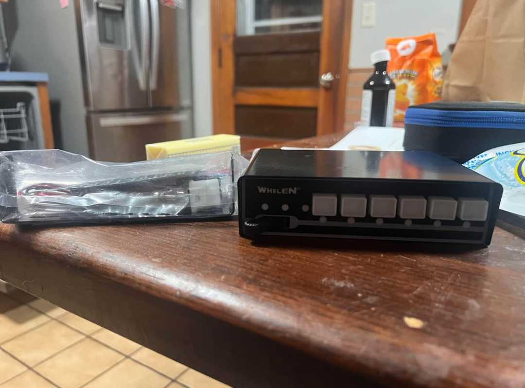 Whelen Switch Box New