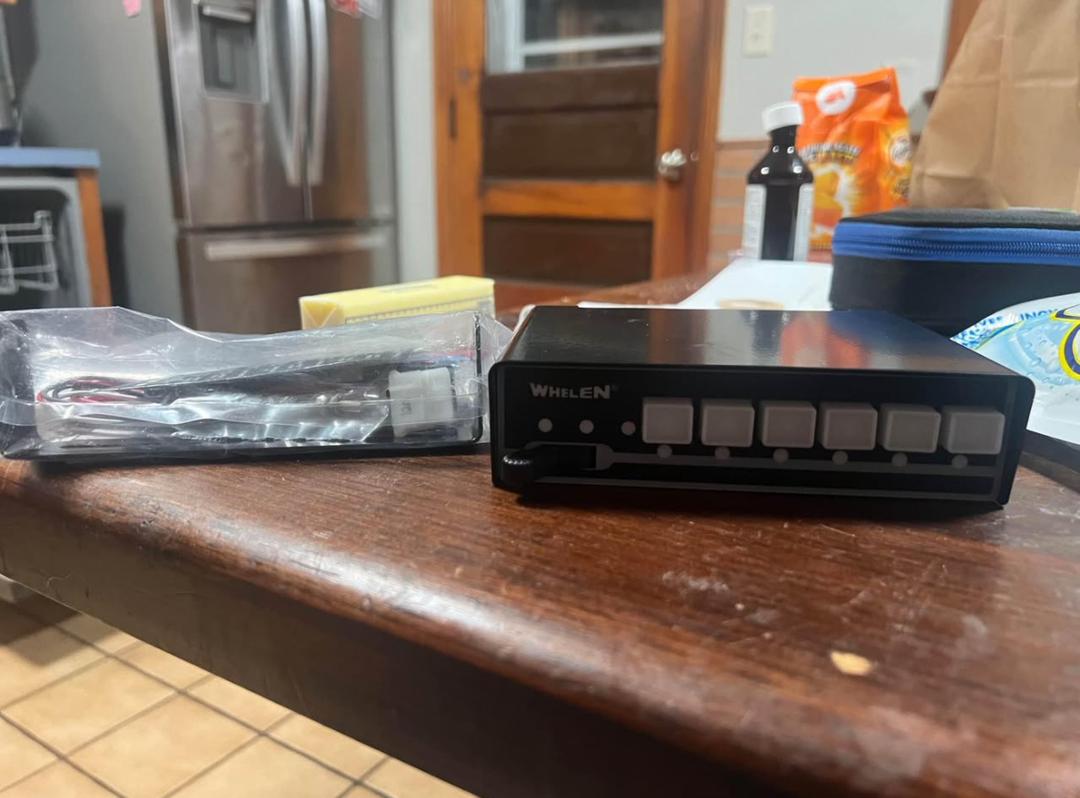 Whelen Switch Box New