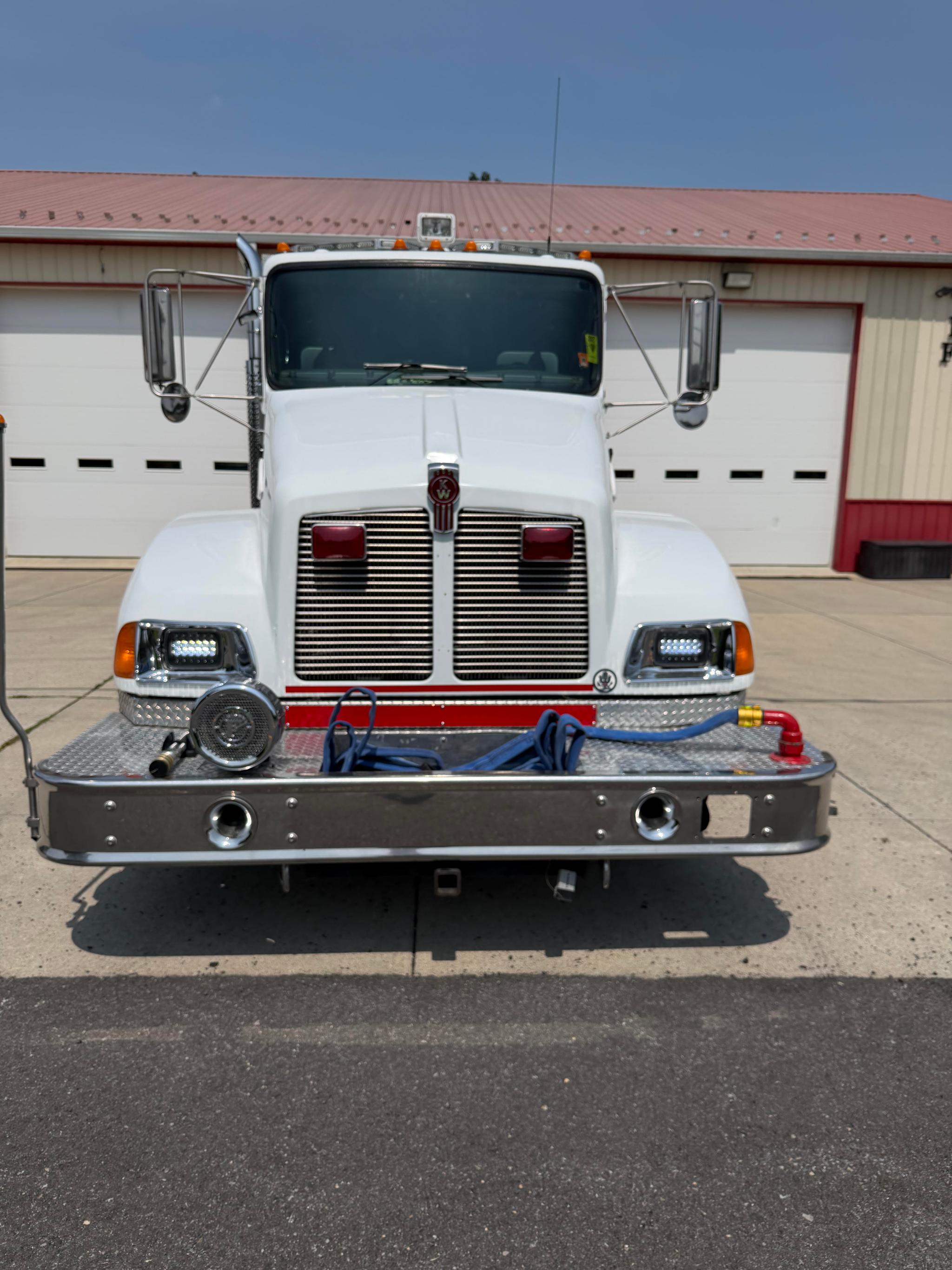 2003 Pierce Kenworth Heavy Rescue - image 2