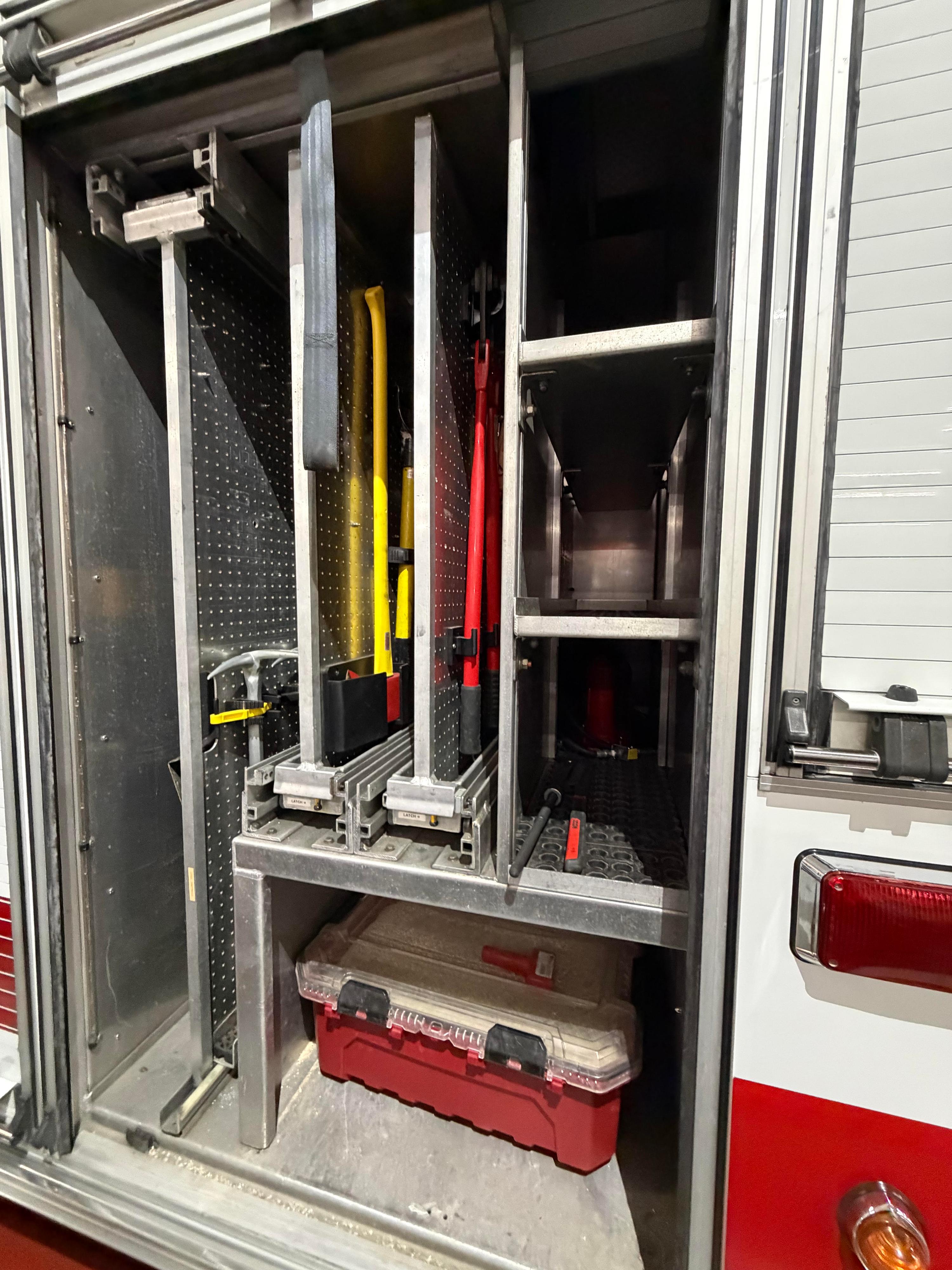 2003 Pierce Kenworth Heavy Rescue - image 8