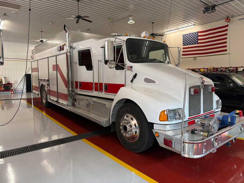 2003 Pierce Kenworth Heavy Rescue