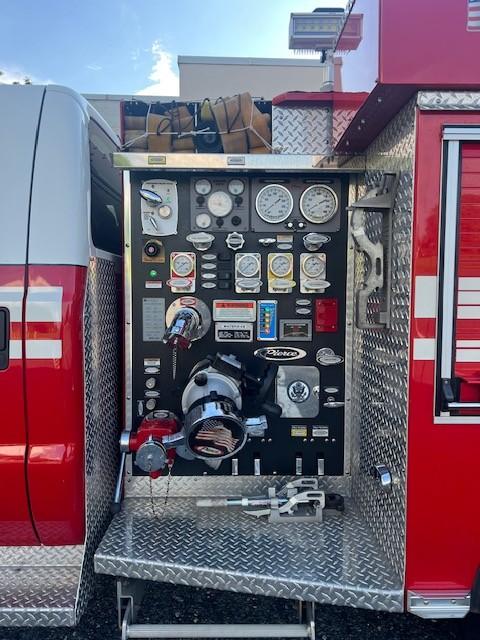 2008 Pierce Ford Mini Pumper - image 6