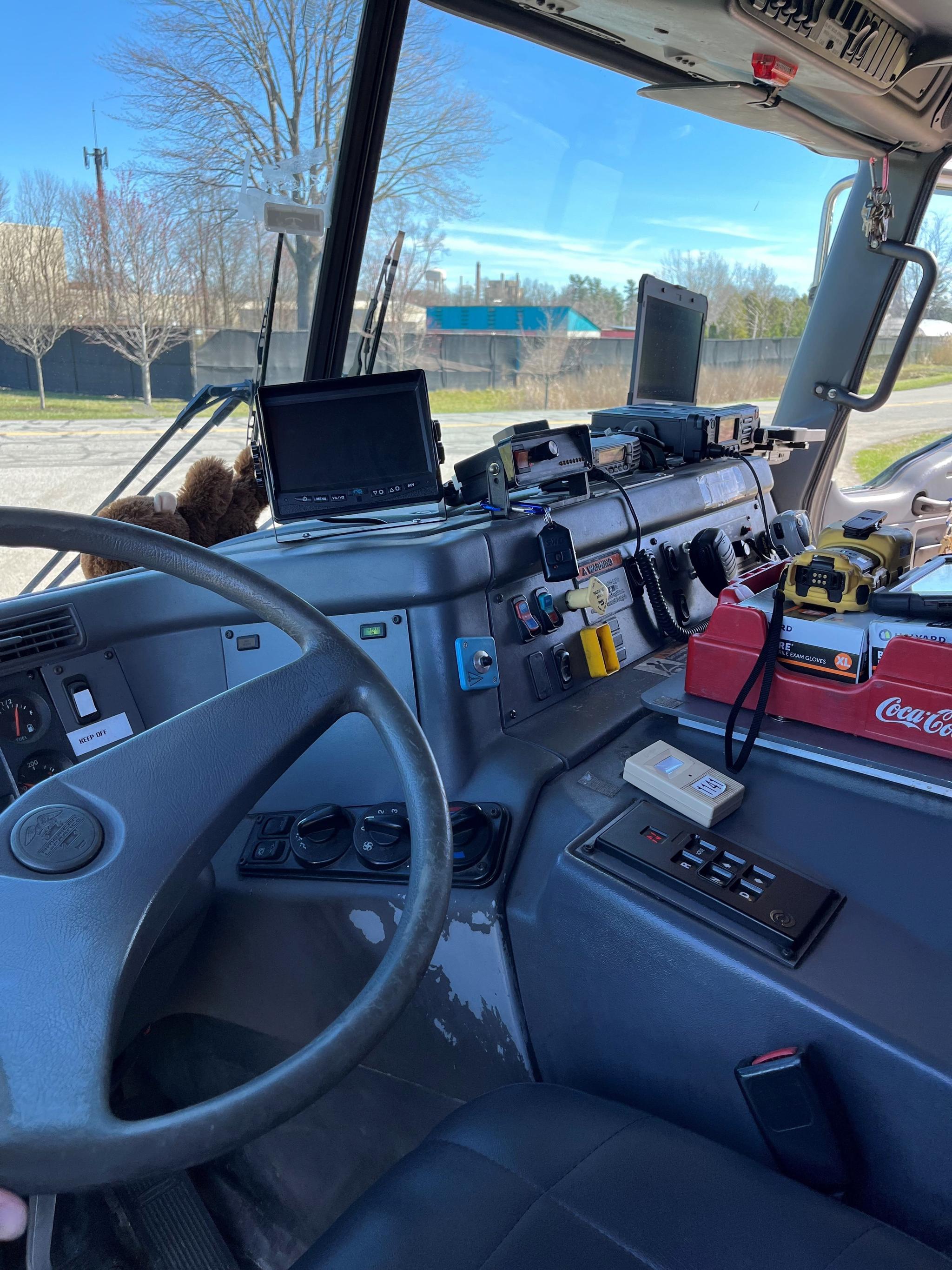 2005 American LaFrance Pumper - image 3