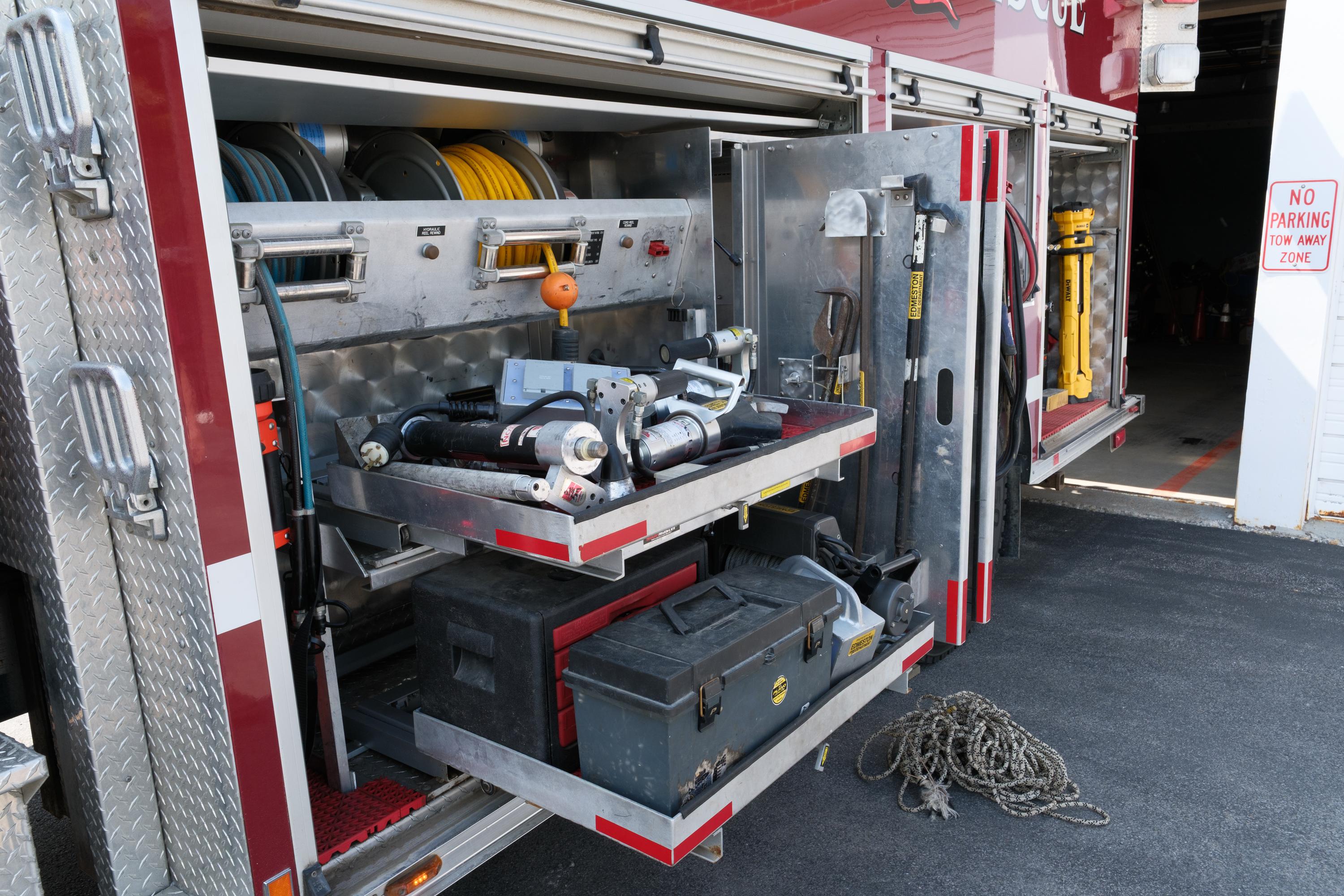 2007 Rosenbauer Freightliner Pumper - image 8