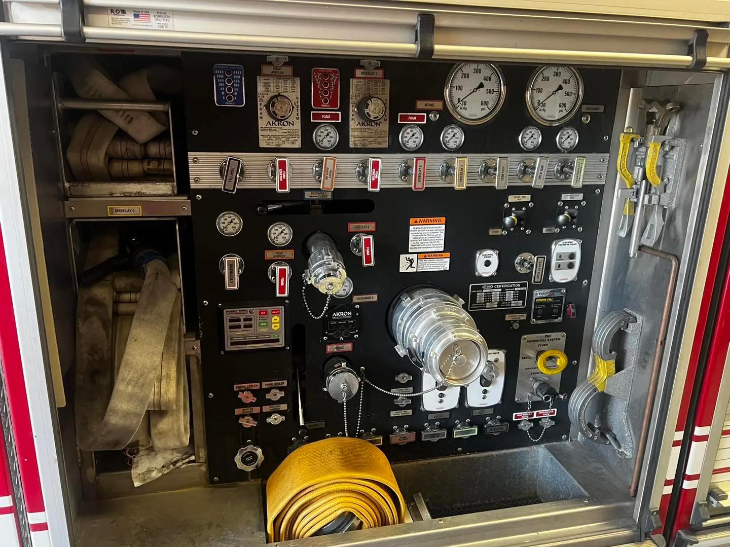 2006 E-ONE Pumper - image 9