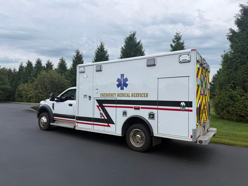 2019 Wheeled Coach Ford 4x4 Type II Ambulance - image 4
