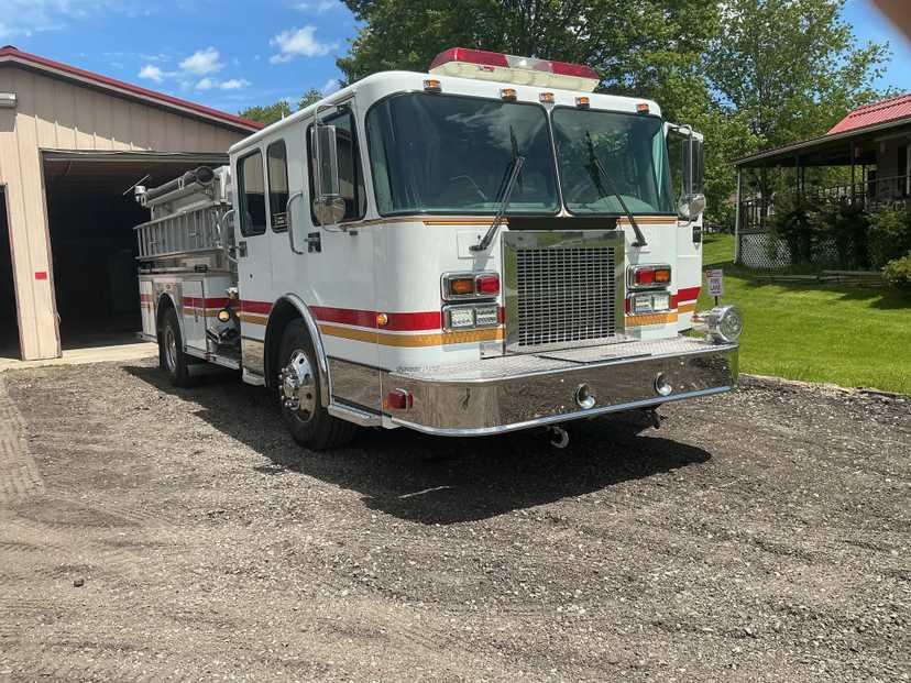 2001 E-One Spartan Pumper