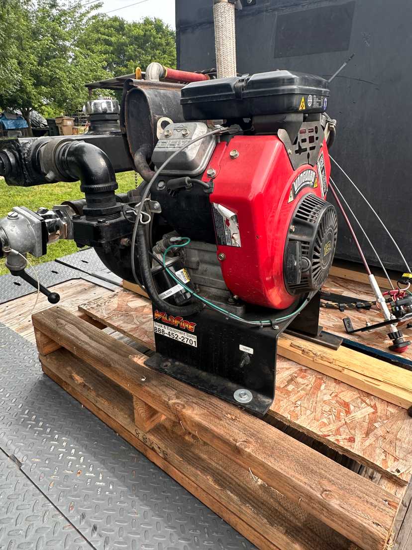 300 Gallon Skid Unit — photo 3